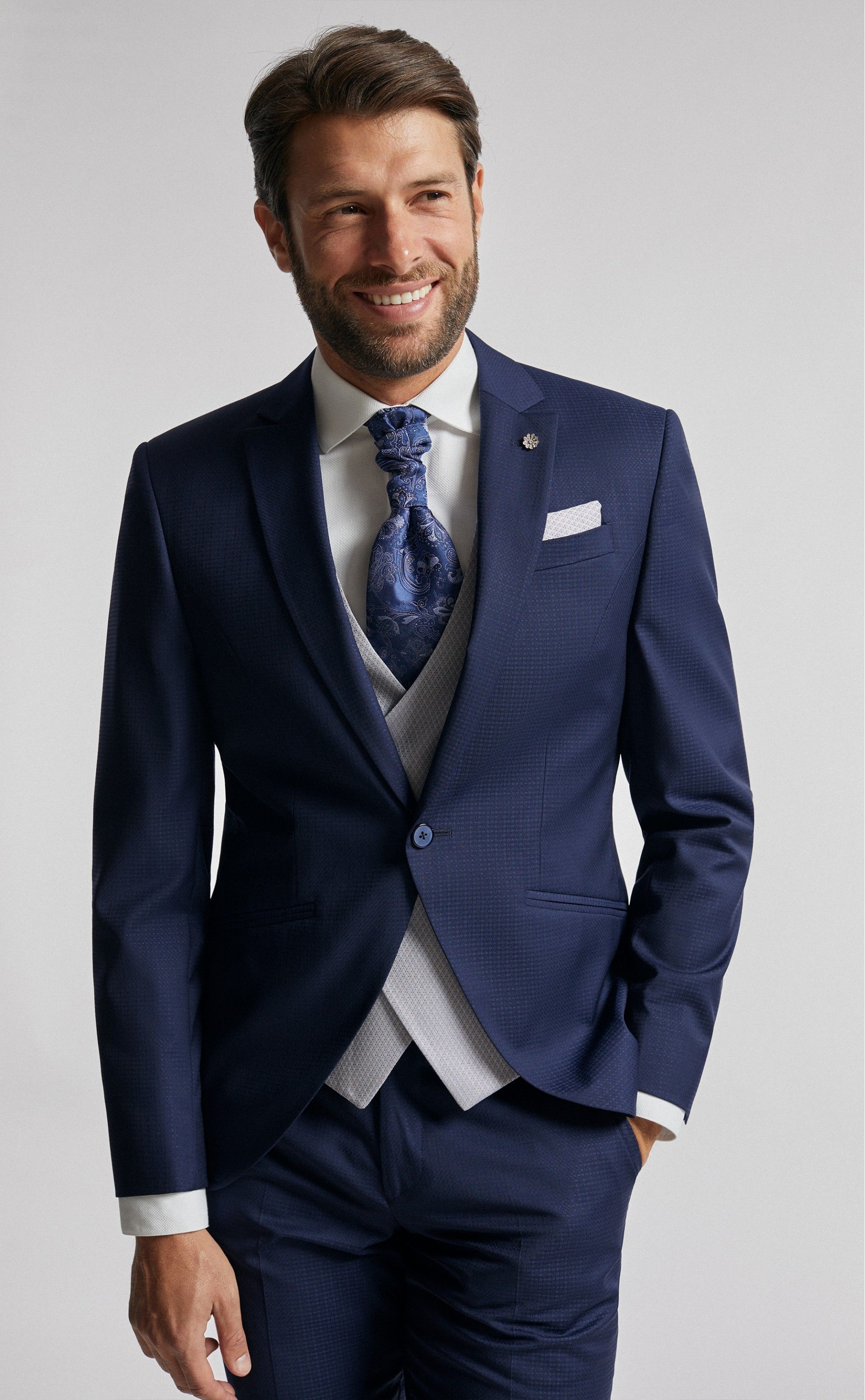 Costume de marié Eternal bleu 06.23.310