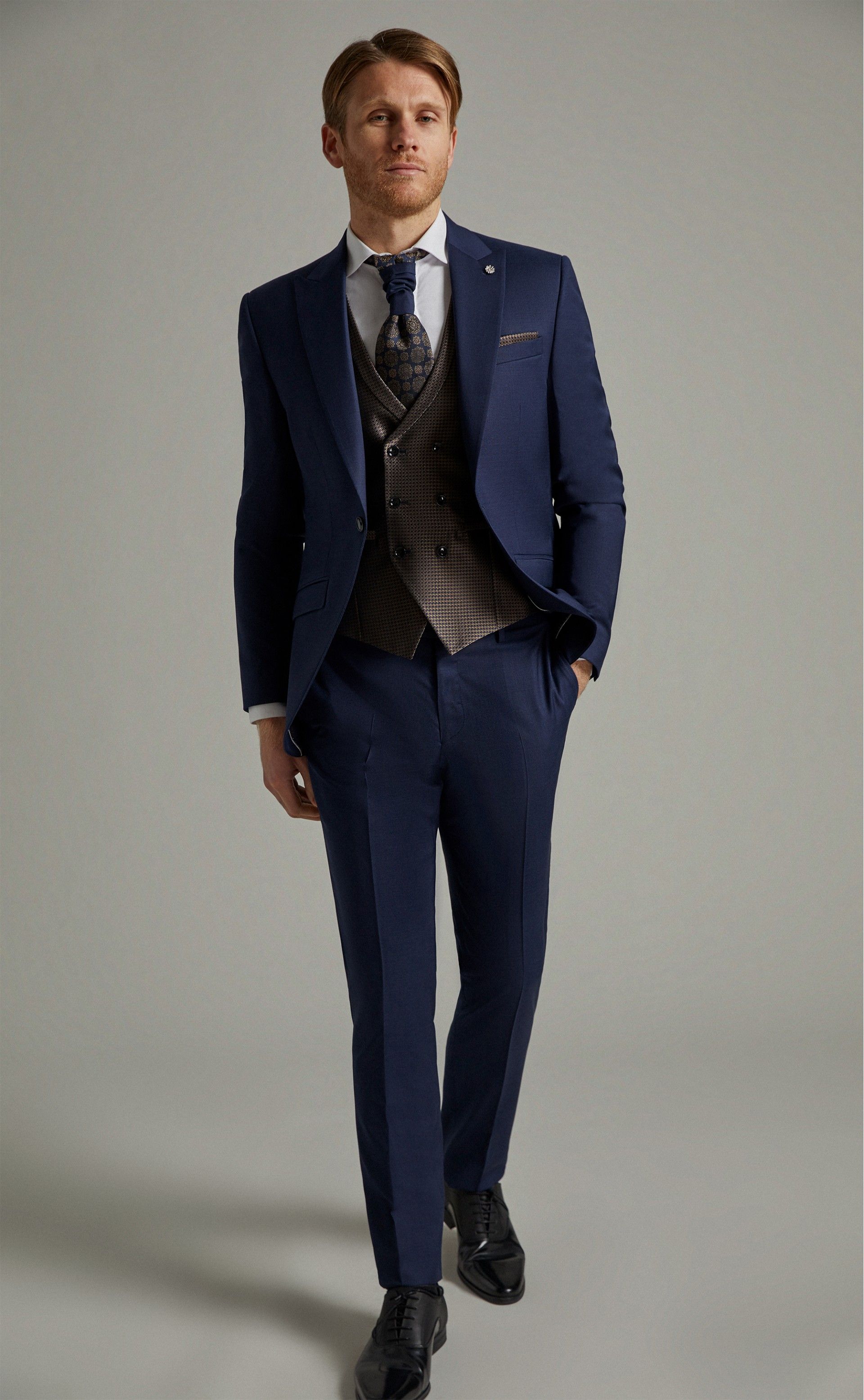 Traje de novio Eternal azul 25.23.311