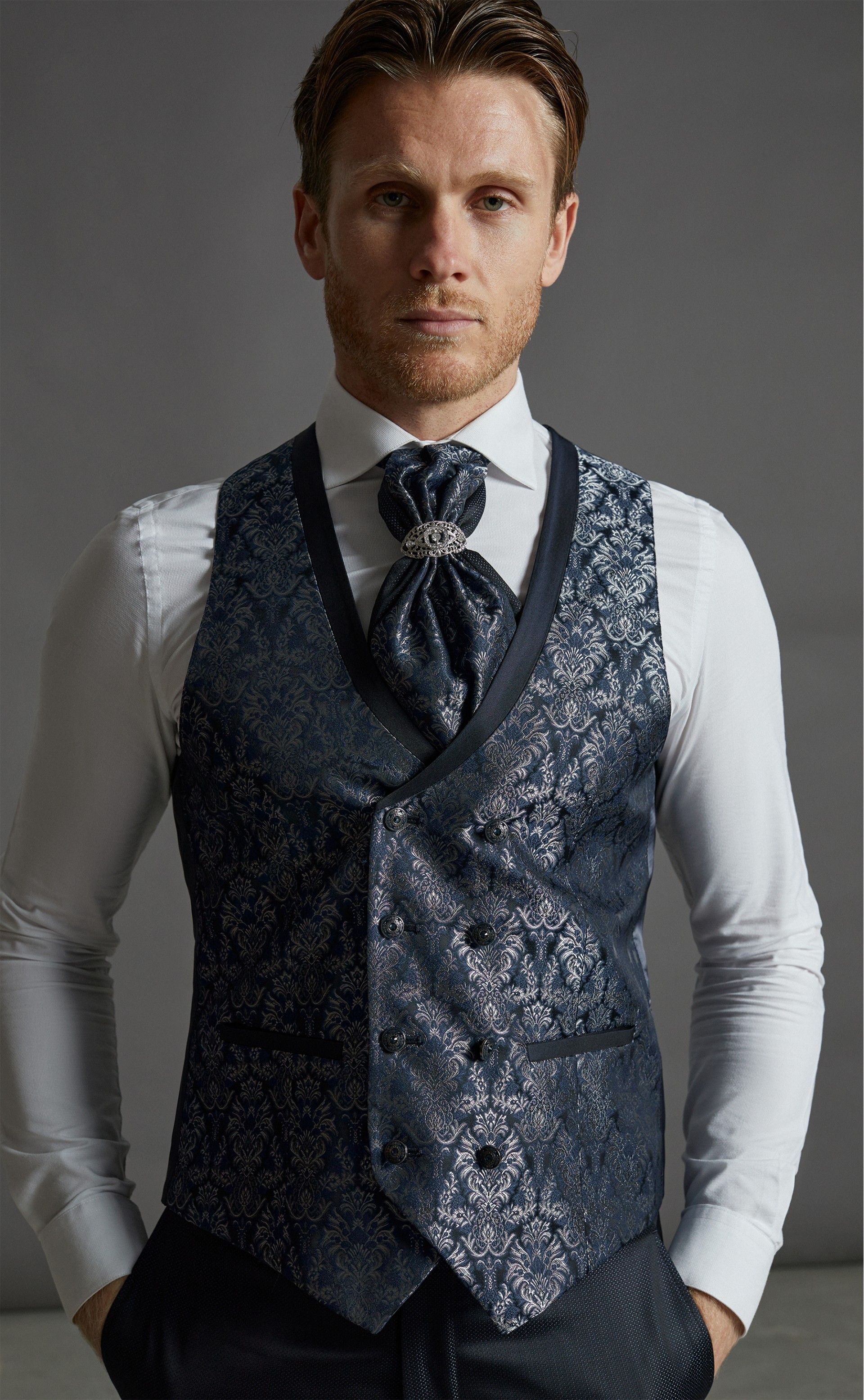 Traje de novio Wedding azul 36.23.300