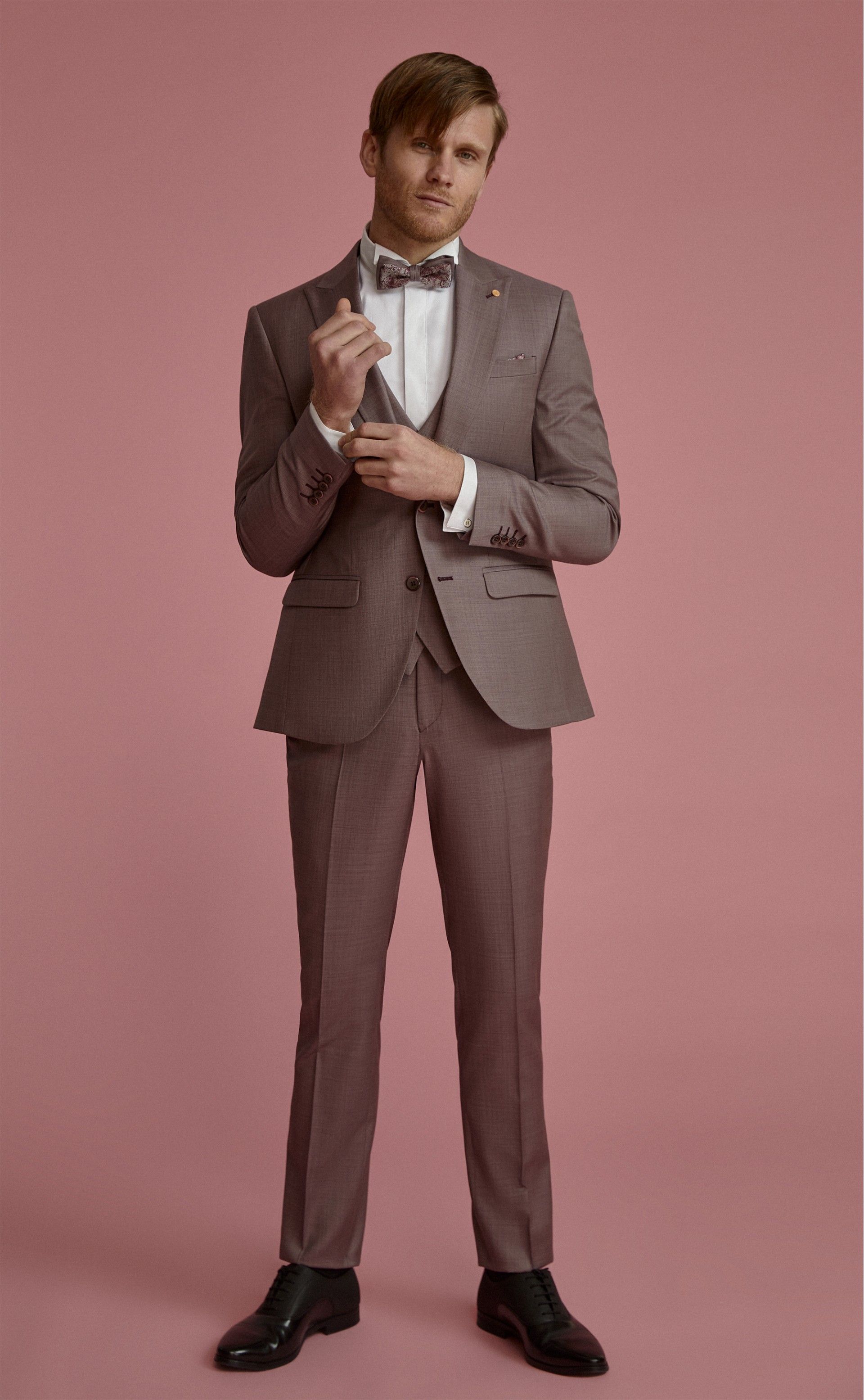 Traje de novio Feel burdeos 77.23.510