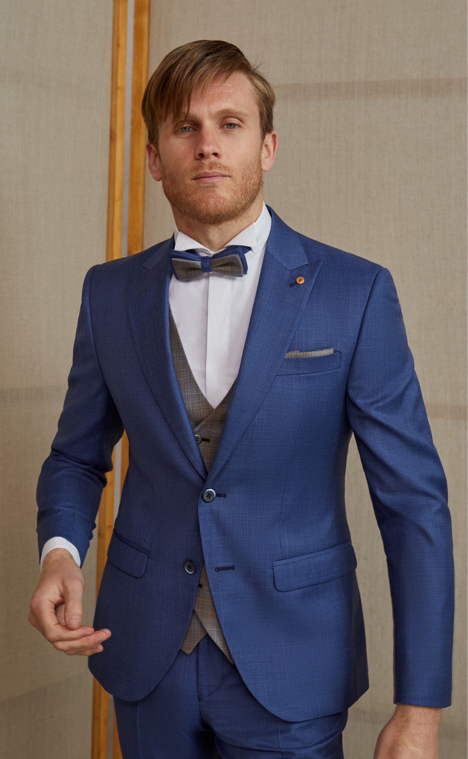 Traje de novio Feel azul 85.23.330