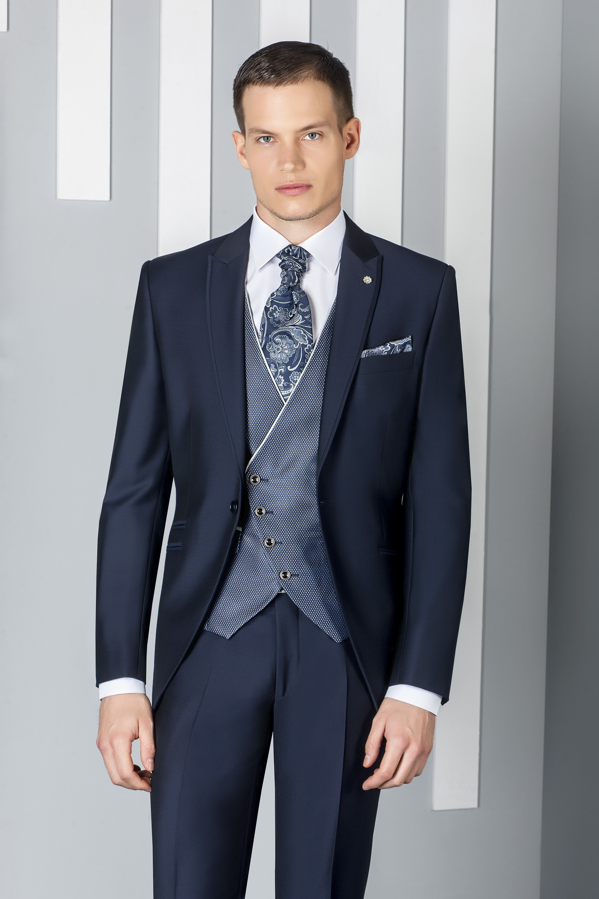 Hochzeitsanzug Eternal Blau 02.19.301