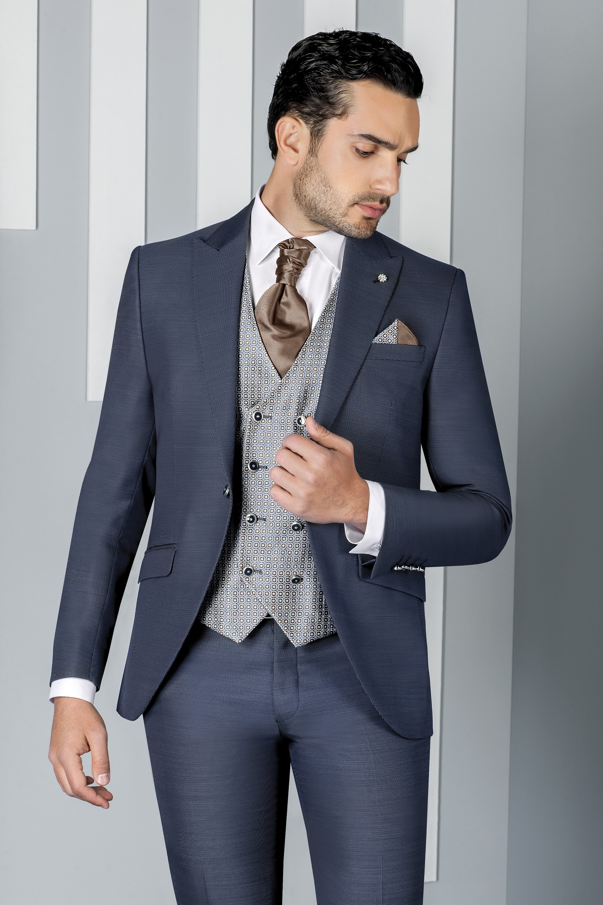 Traje de novio Eternal azul 16.19.320