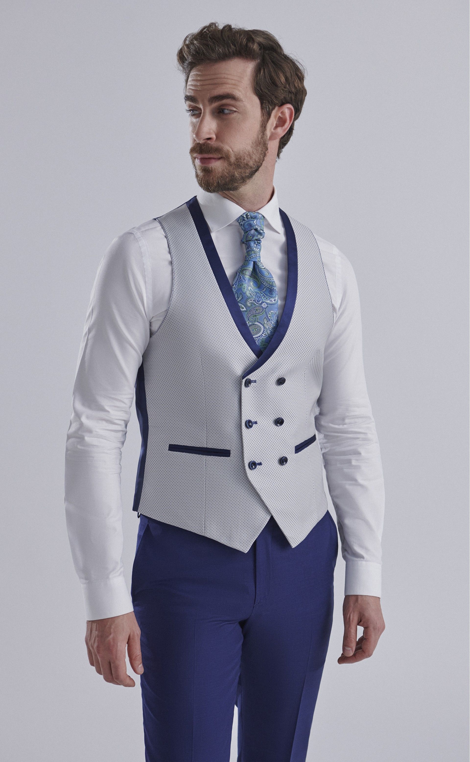 Traje de novio ETERNAL azul medio 10.24.320