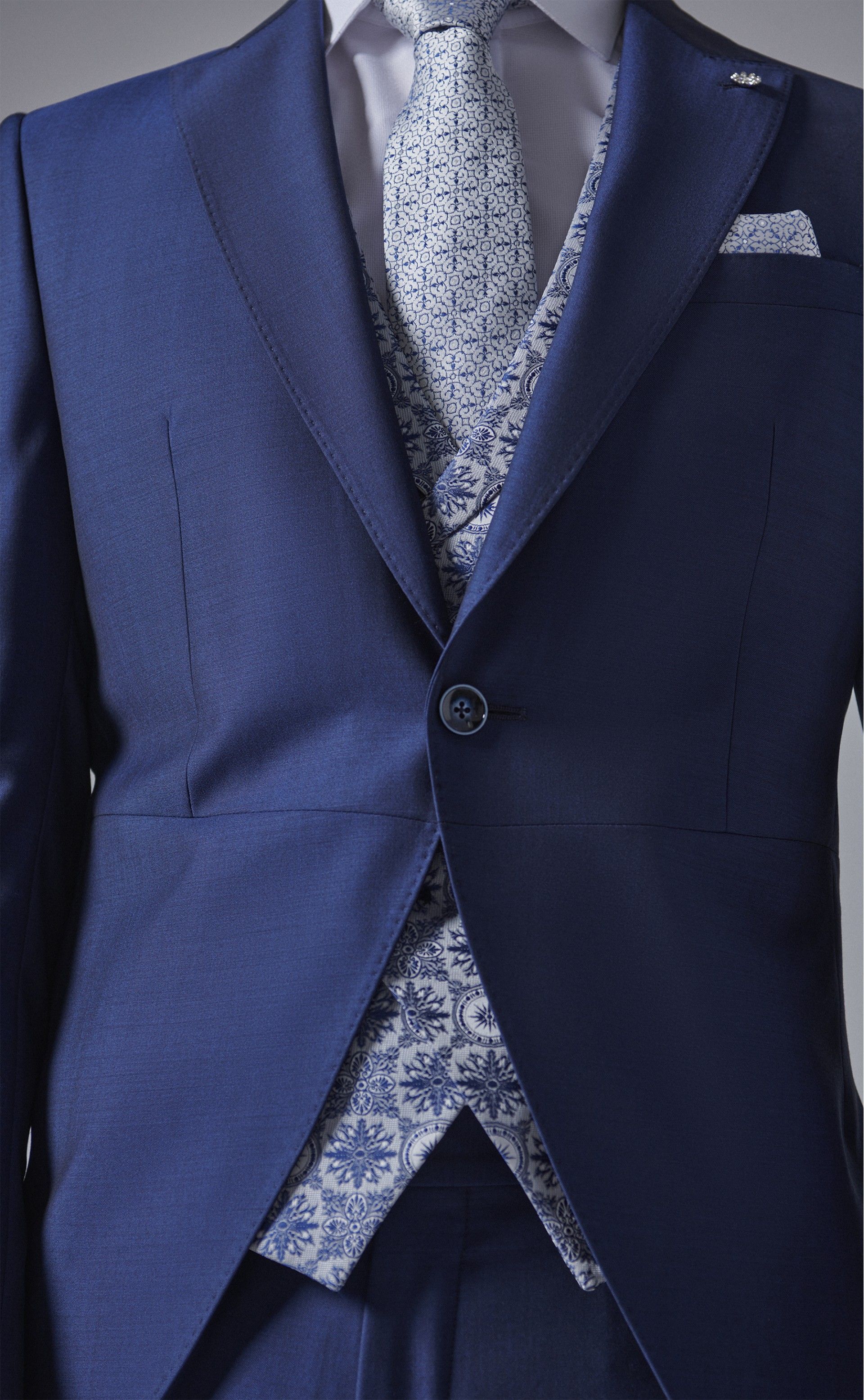 Traje de novio ETERNAL azul medio 13.24.321