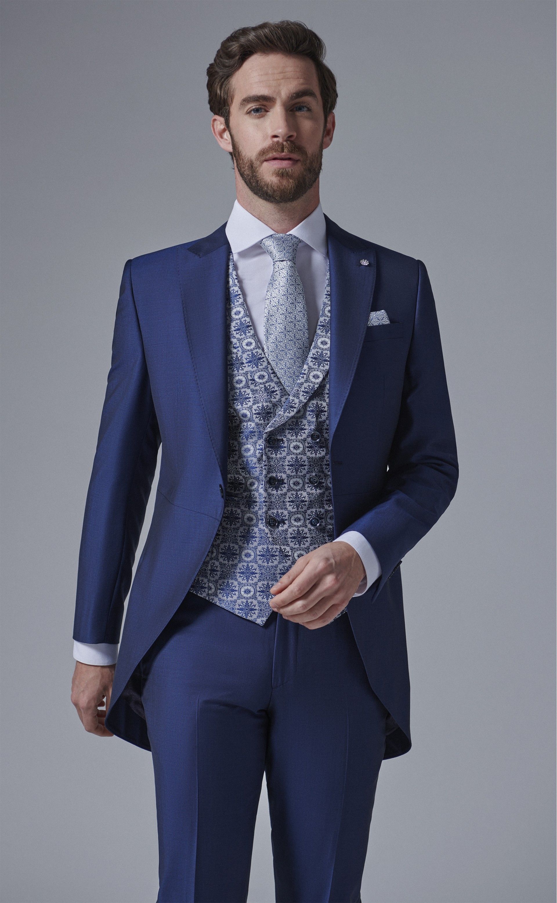 Traje de novio ETERNAL azul medio 13.24.321