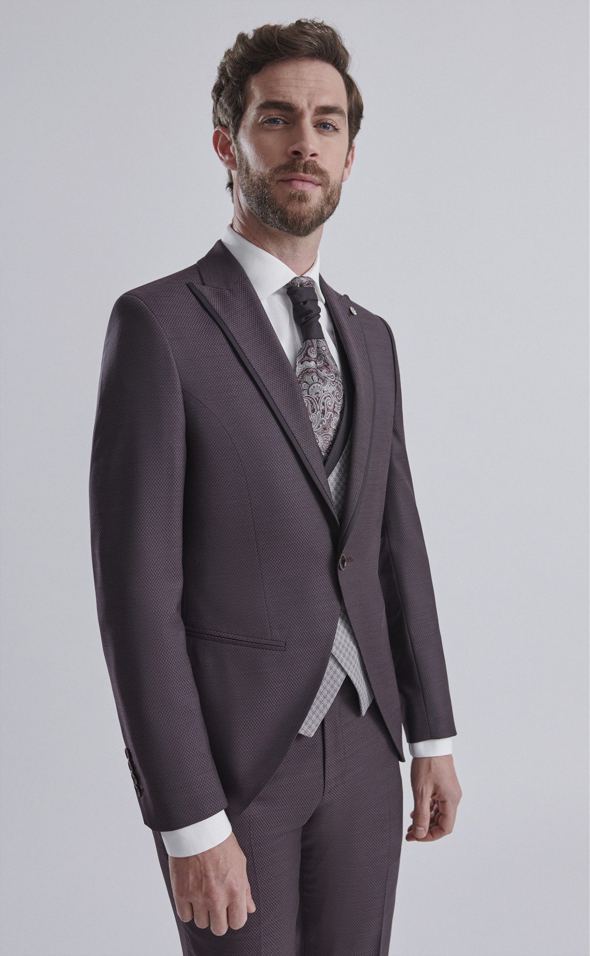 Burgundy groom suit ETERNAL 25.24.500
