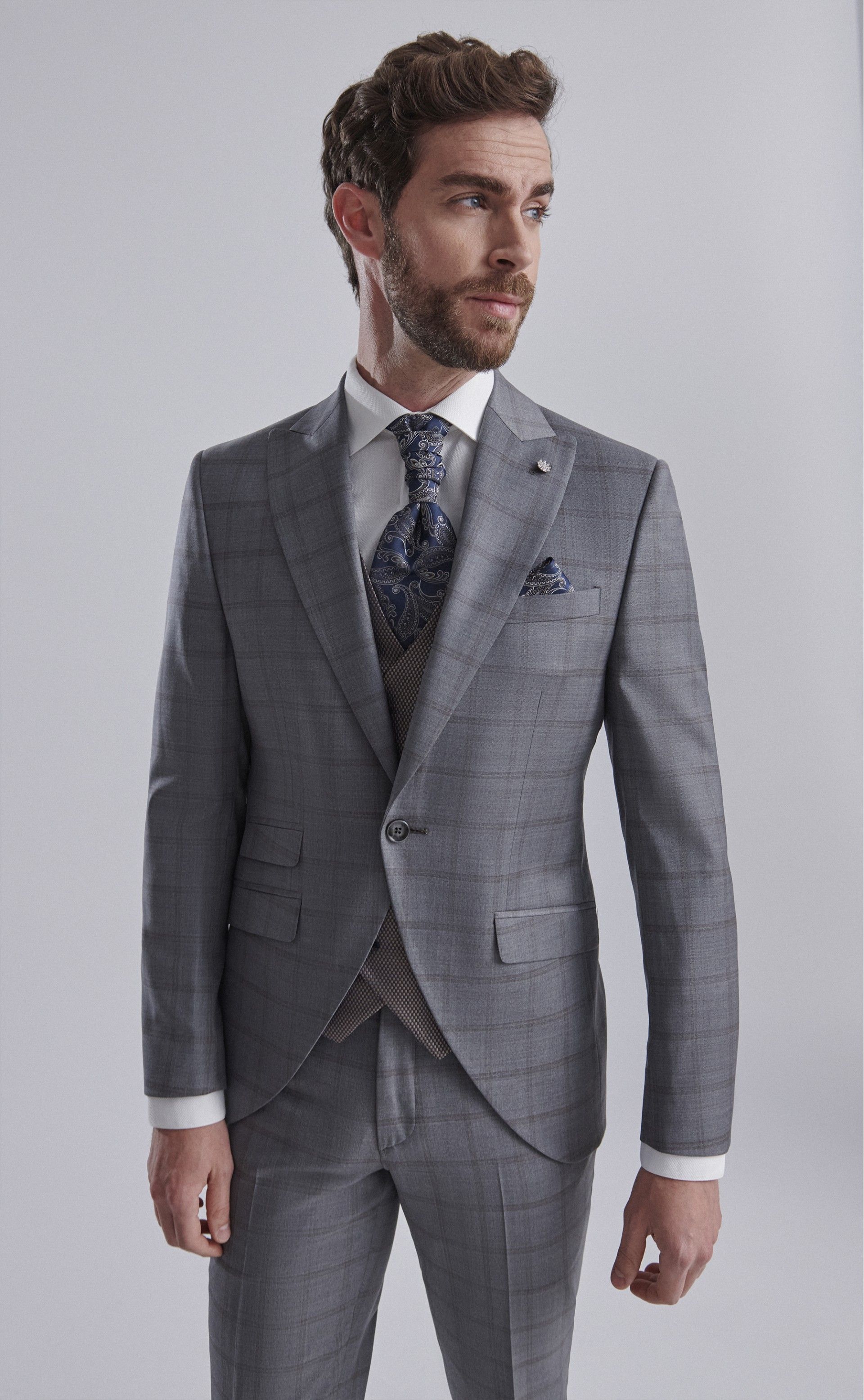 Traje de novio ETERNAL gris 29.24.030
