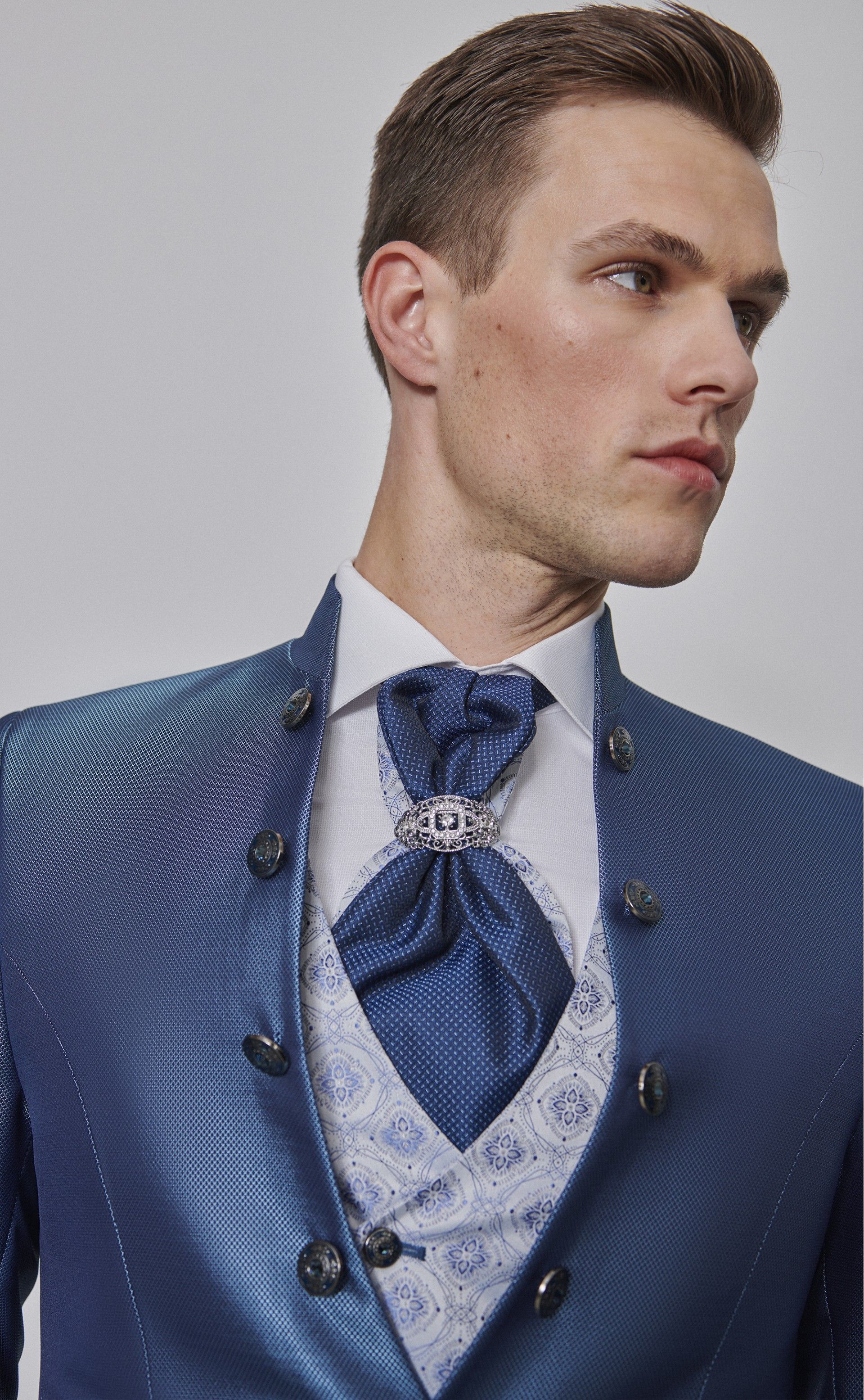 Abito da sposo WEDDING blu chiaro 38.24.331