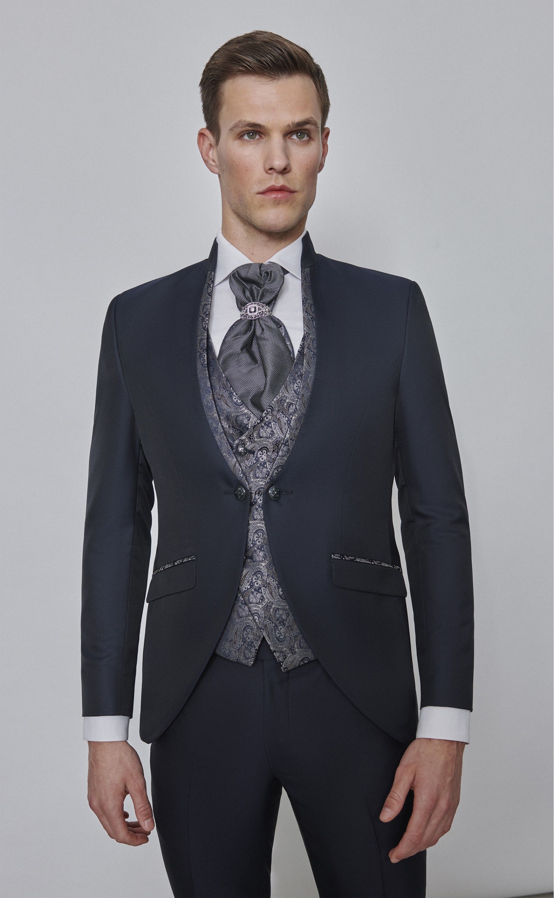 Traje de novio WEDDING azul 42.24.300