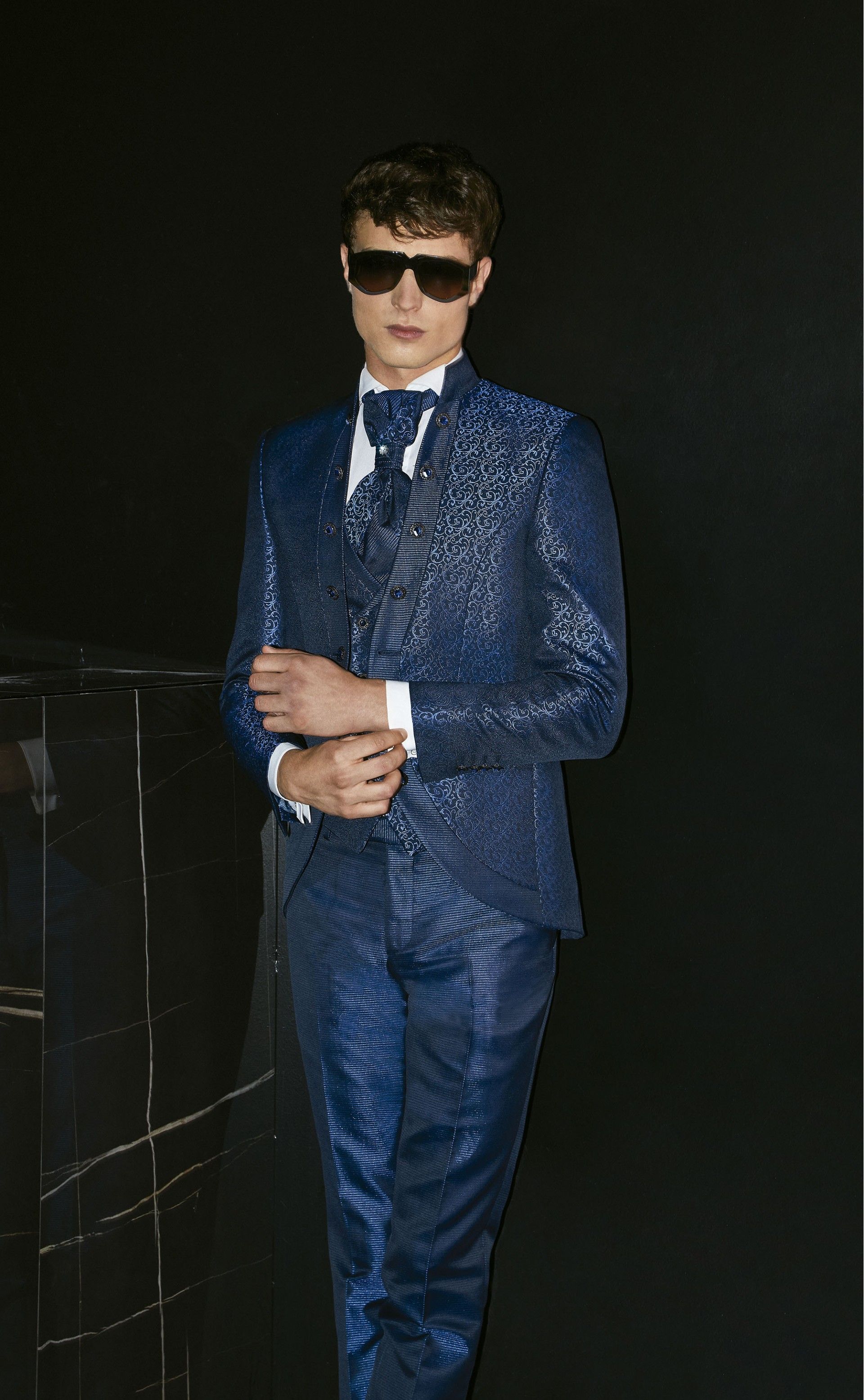 Traje de novio TREND azul medio 54.24.320