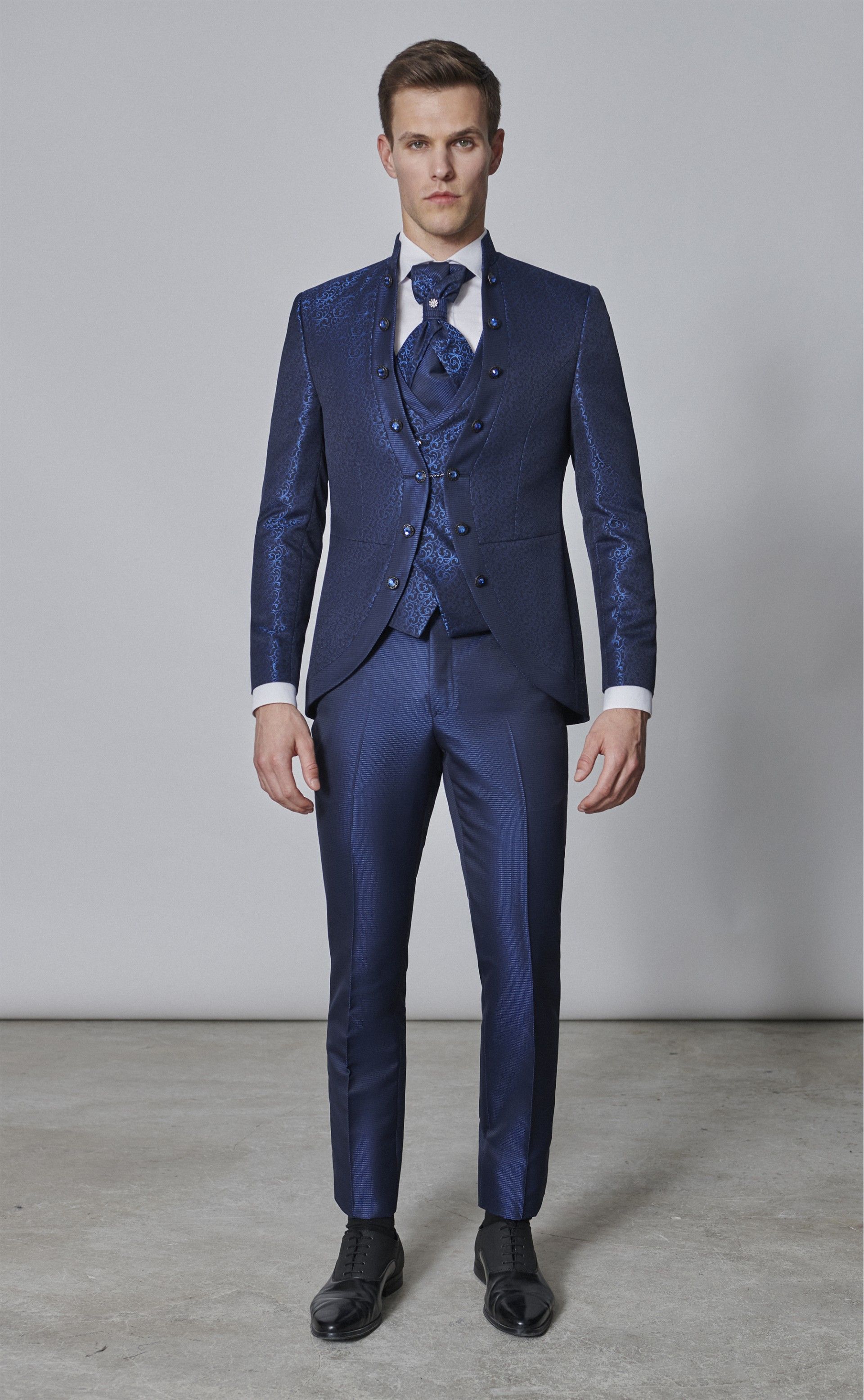 Traje de novio TREND azul medio 54.24.320