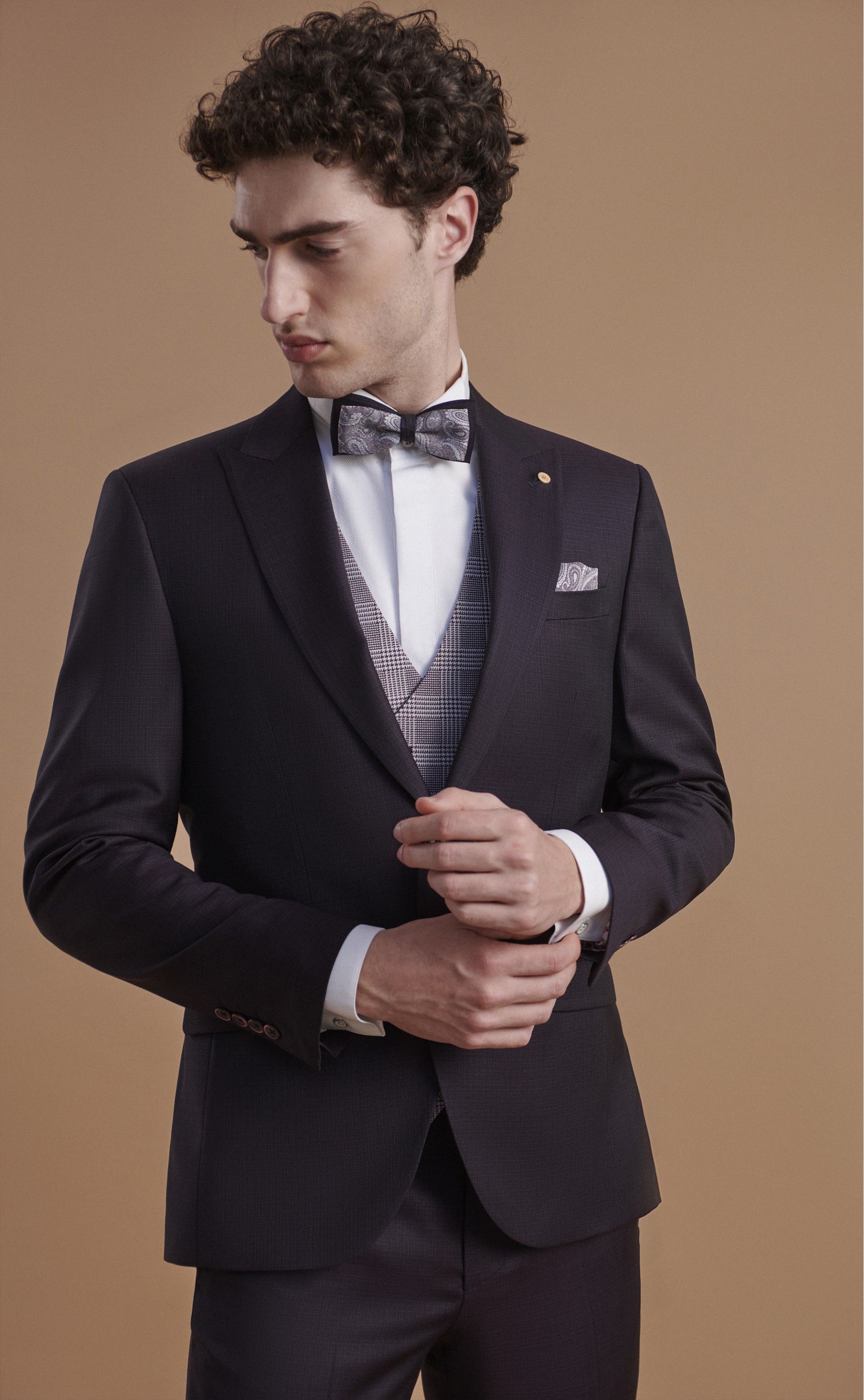 Traje de novio FEEL burdeos 65.24.500