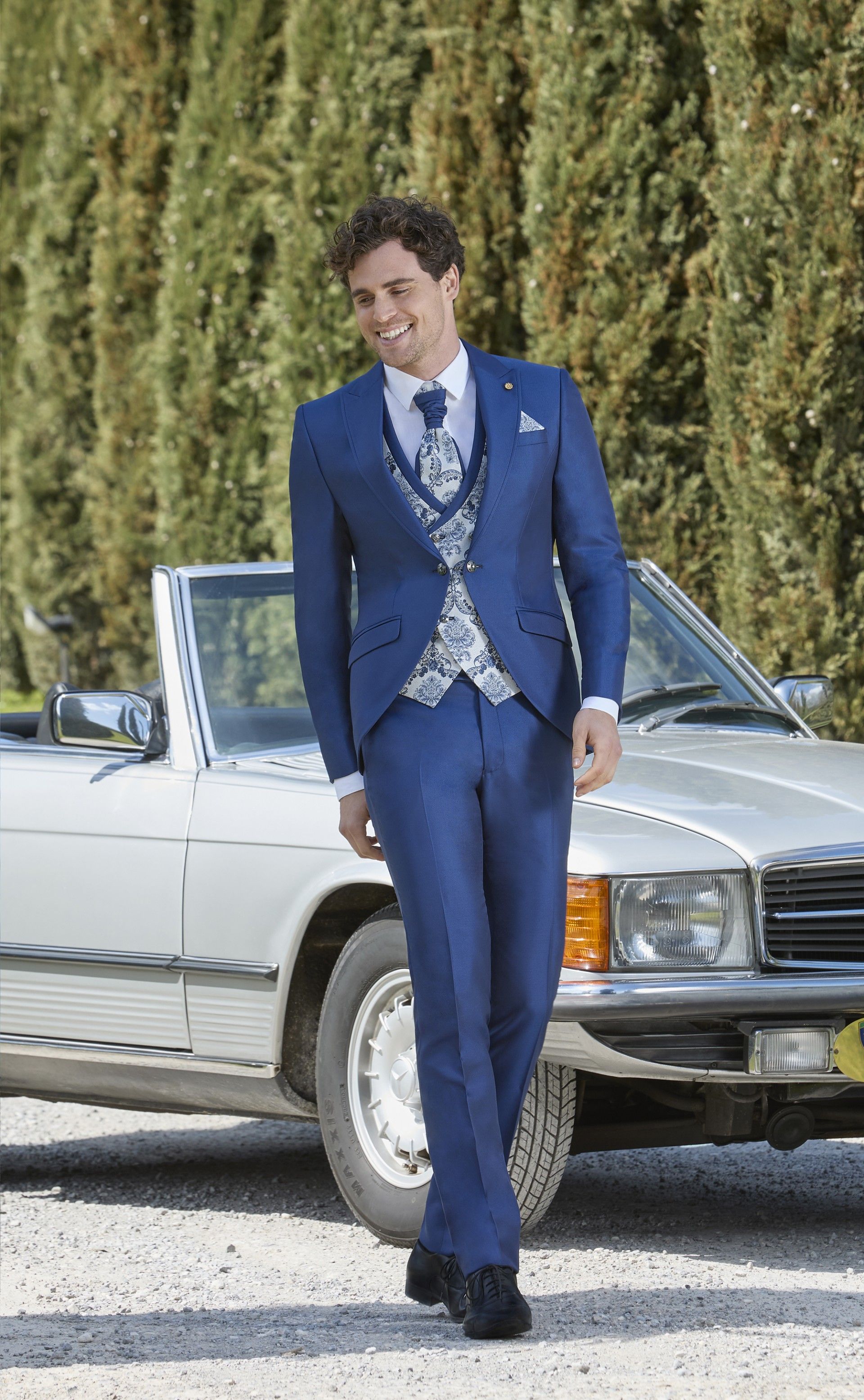Blue and silver Groom's full Suit 42.25.320