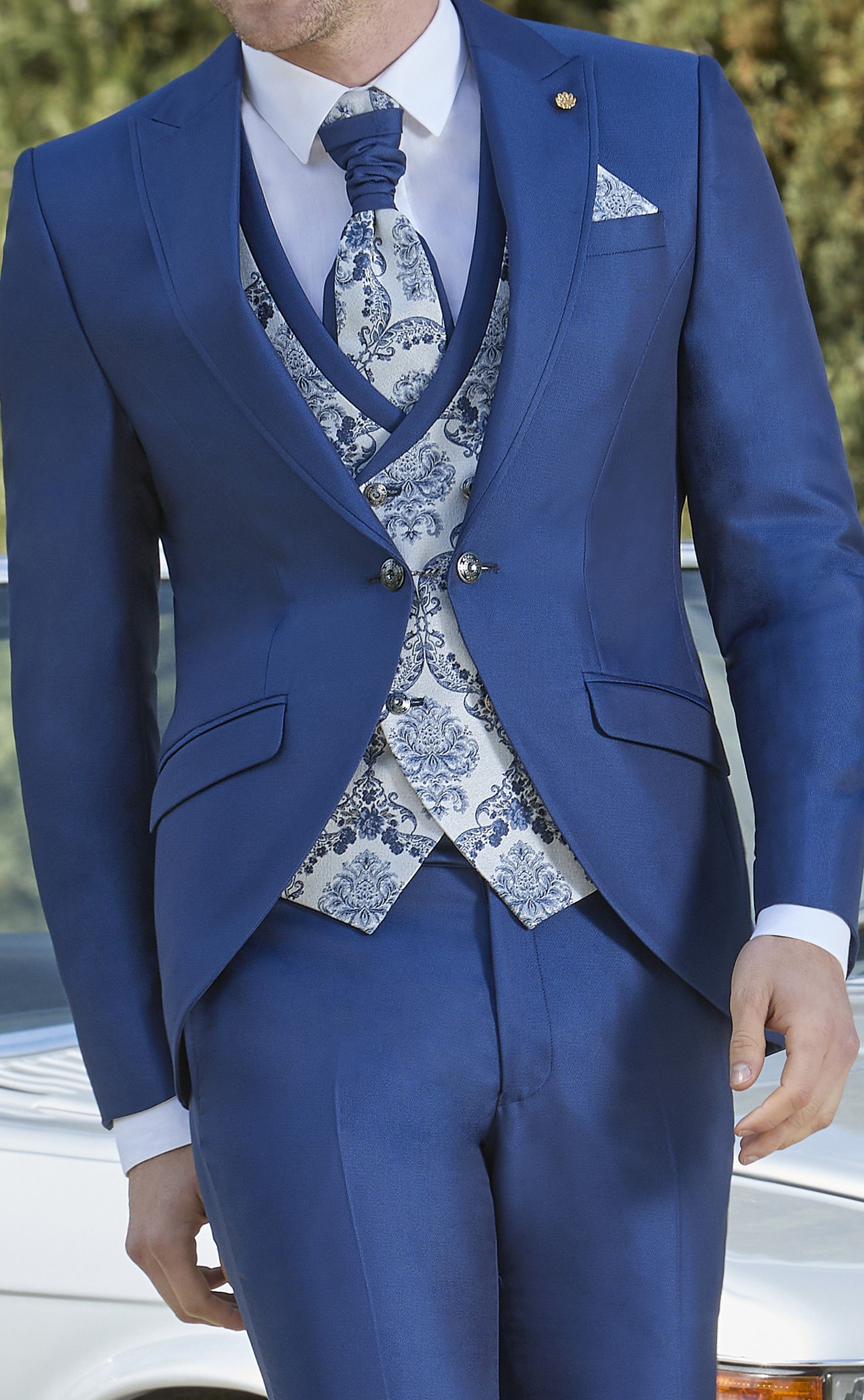 Blue and silver Groom's full Suit 42.25.320