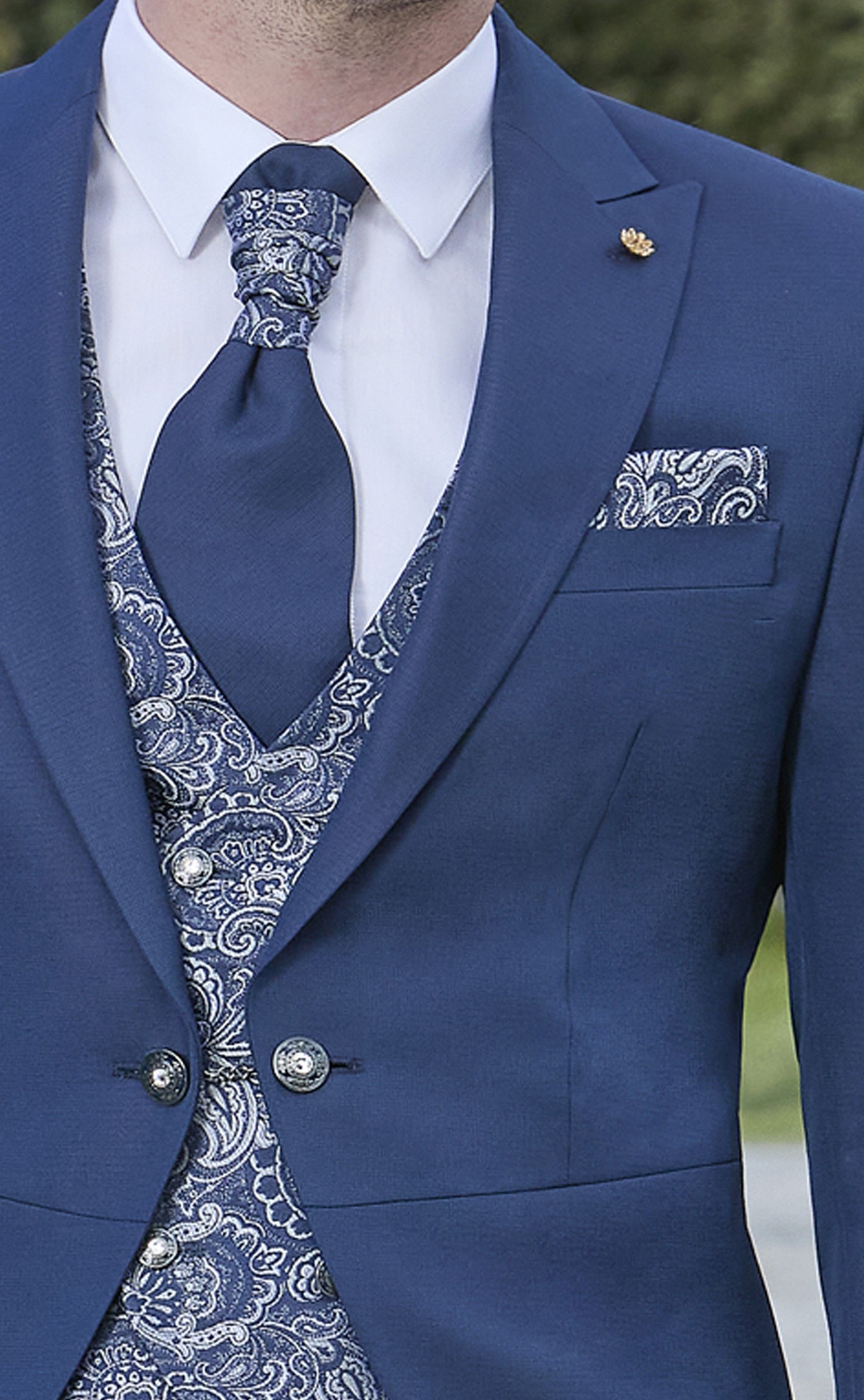 Dark blue Groom's Tuxedo 44.25.310A