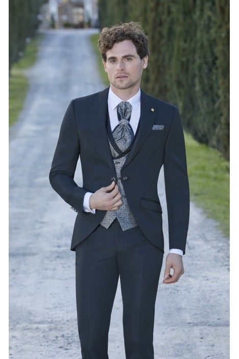 Glossy black Groom's full Suit 63.25.000