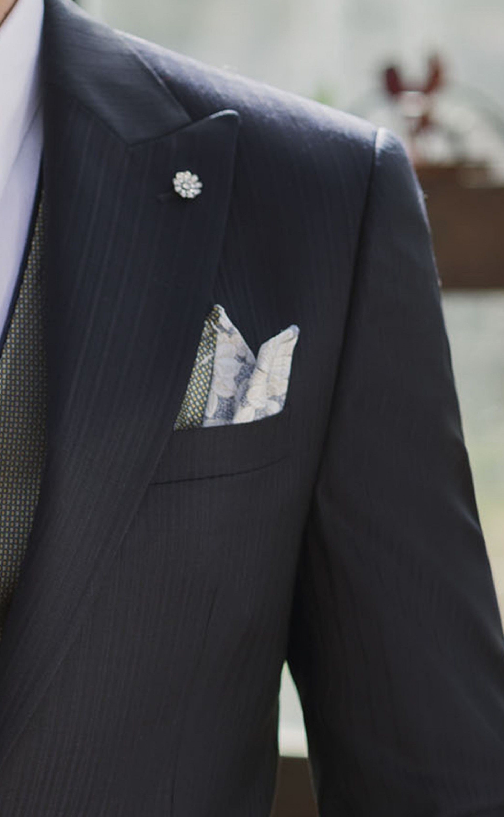 Traje de novio azul oscuro de lana con rayas ? Tejido Reda 08.26.300