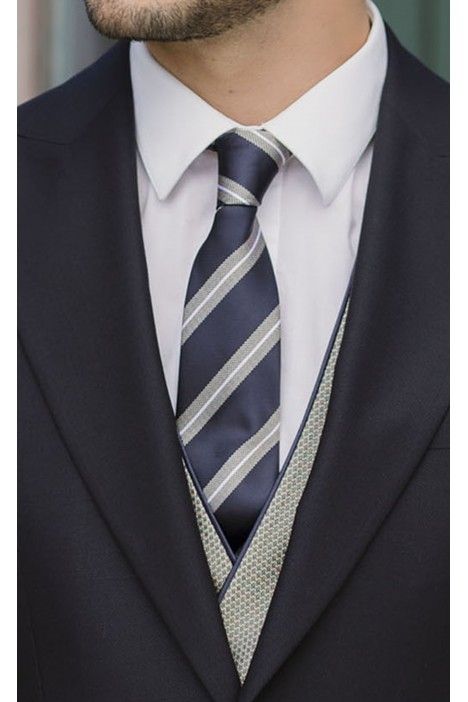 Traje de novio azul oscuro de lana ? Tejido Reda 09.26.300 Traje de novio azul oscuro de lana ? Tejido Reda 09.26.300