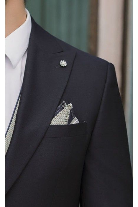 Traje de novio azul oscuro de lana ? Tejido Reda 09.26.300 Traje de novio azul oscuro de lana ? Tejido Reda 09.26.300