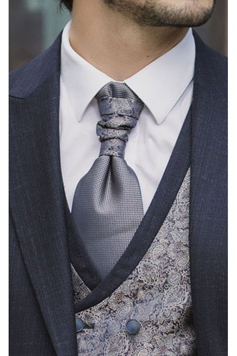 Blue Wool Groom Suit with Micro Pattern ? Reda Fabric 10.26.300A Blue Wool Groom Suit with Micro Pattern ? Reda Fabric 10.26.300A