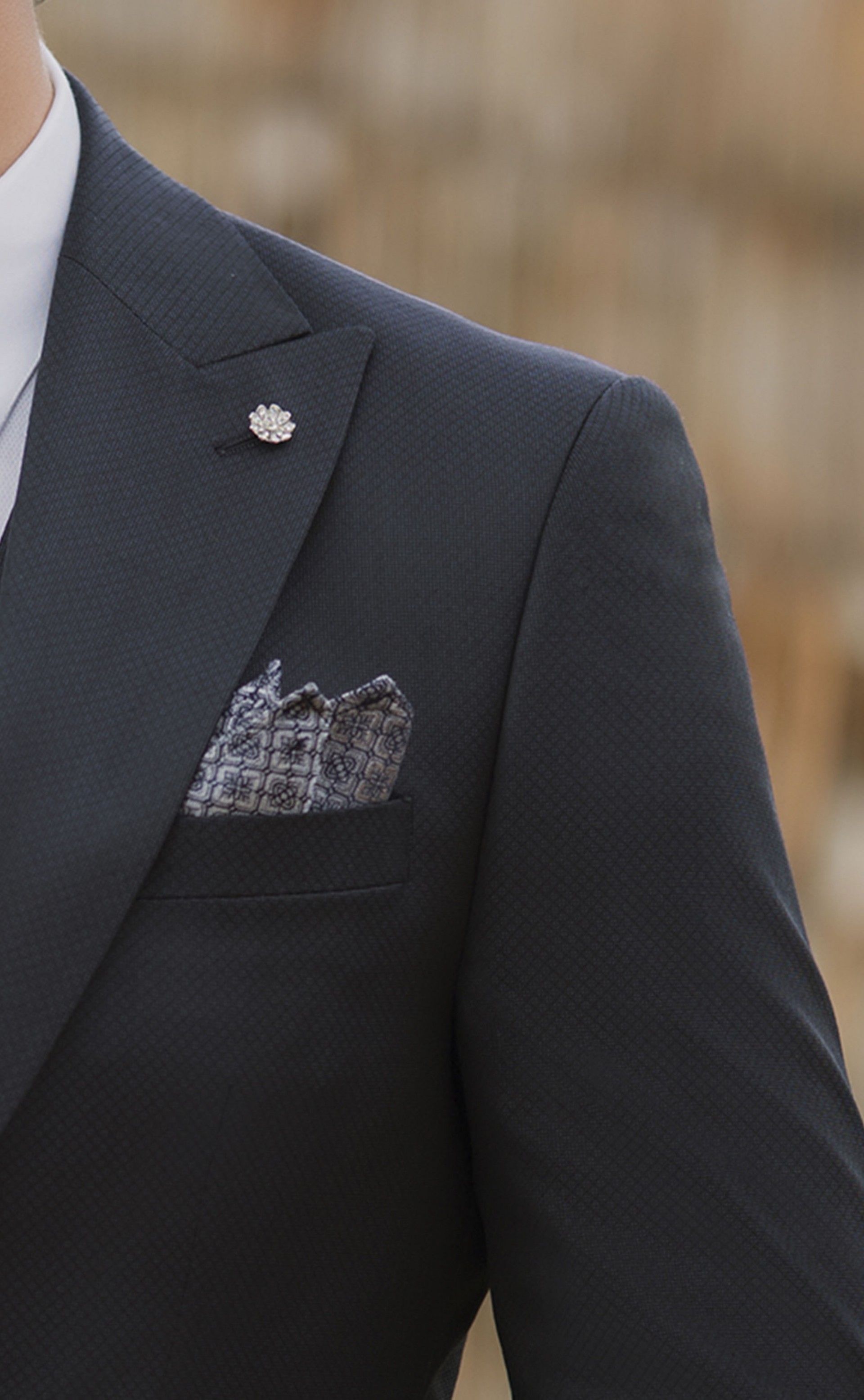 Costume de marié bleu foncé en laine et soie à micro-motif ? Tissu Tallia di Delfino 17.26.300