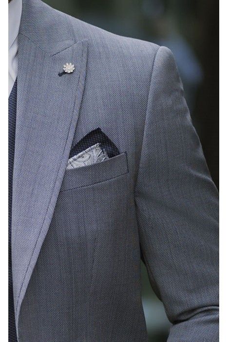 Costume de marié bleu clair en laine à micro-motif ? Tissu Guabello 20.26.310A Costume de marié bleu clair en laine à micro-motif ? Tissu Guabello 20.26.310A