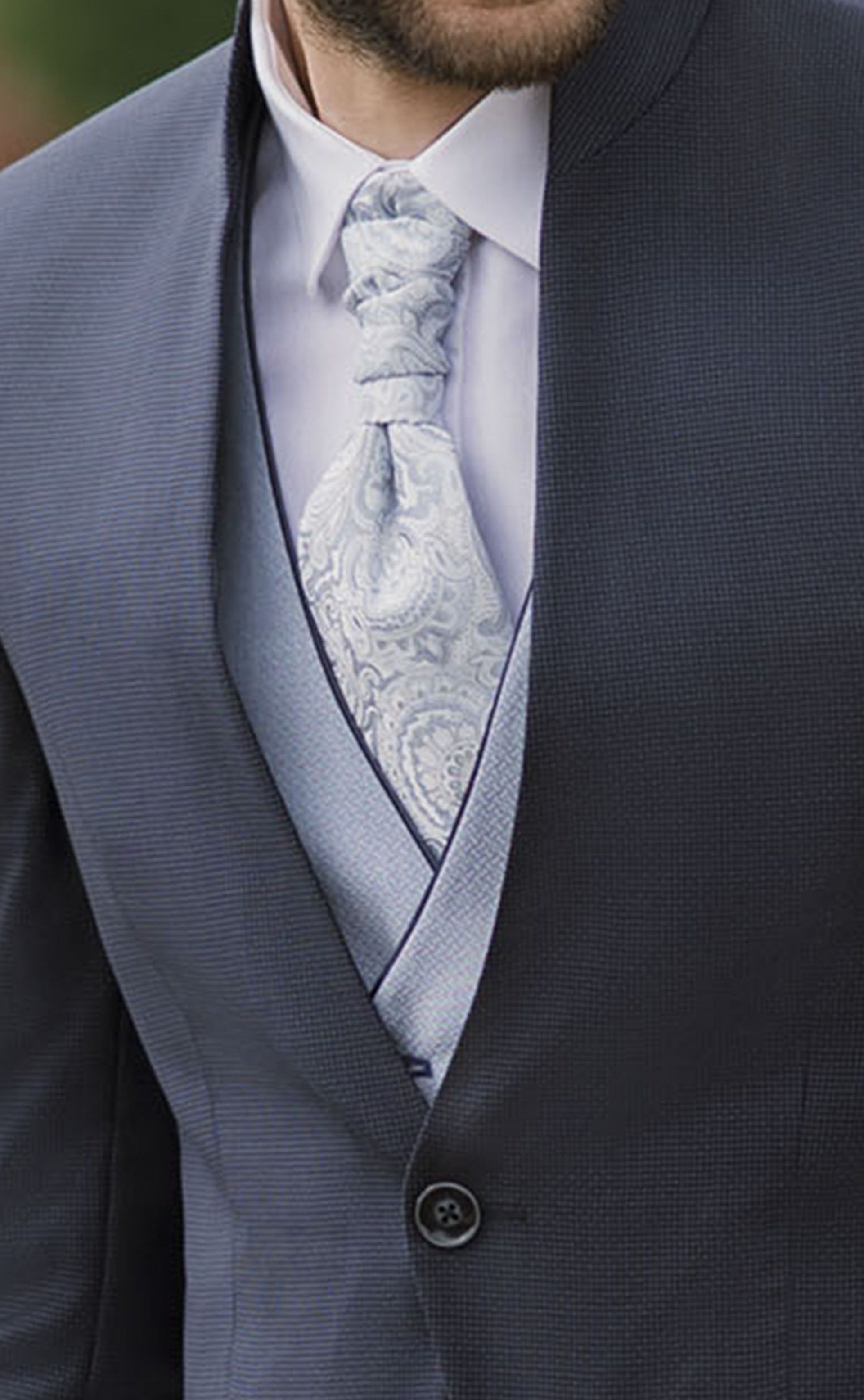 Costume de marié bleu foncé en laine à micro-motif ? Tissu Guabello 21.26.301