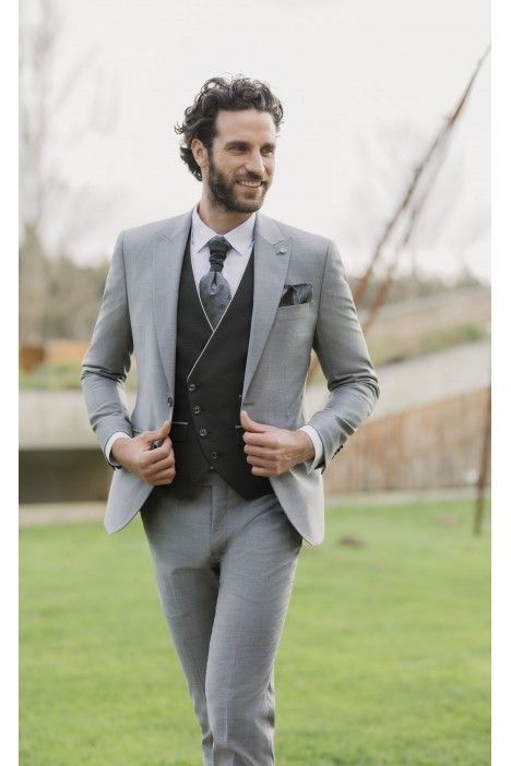 Grey Wool Groom Suit with Micro Pattern ? Albino Torello Fabric 28.26.050A Grey Wool Groom Suit with Micro Pattern ? Albino Torello Fabric 28.26.050A