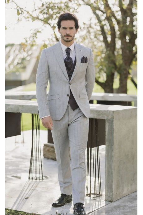 Grey Wool Groom Suit with Stripe ? Reda Fabric 30.26.090B
