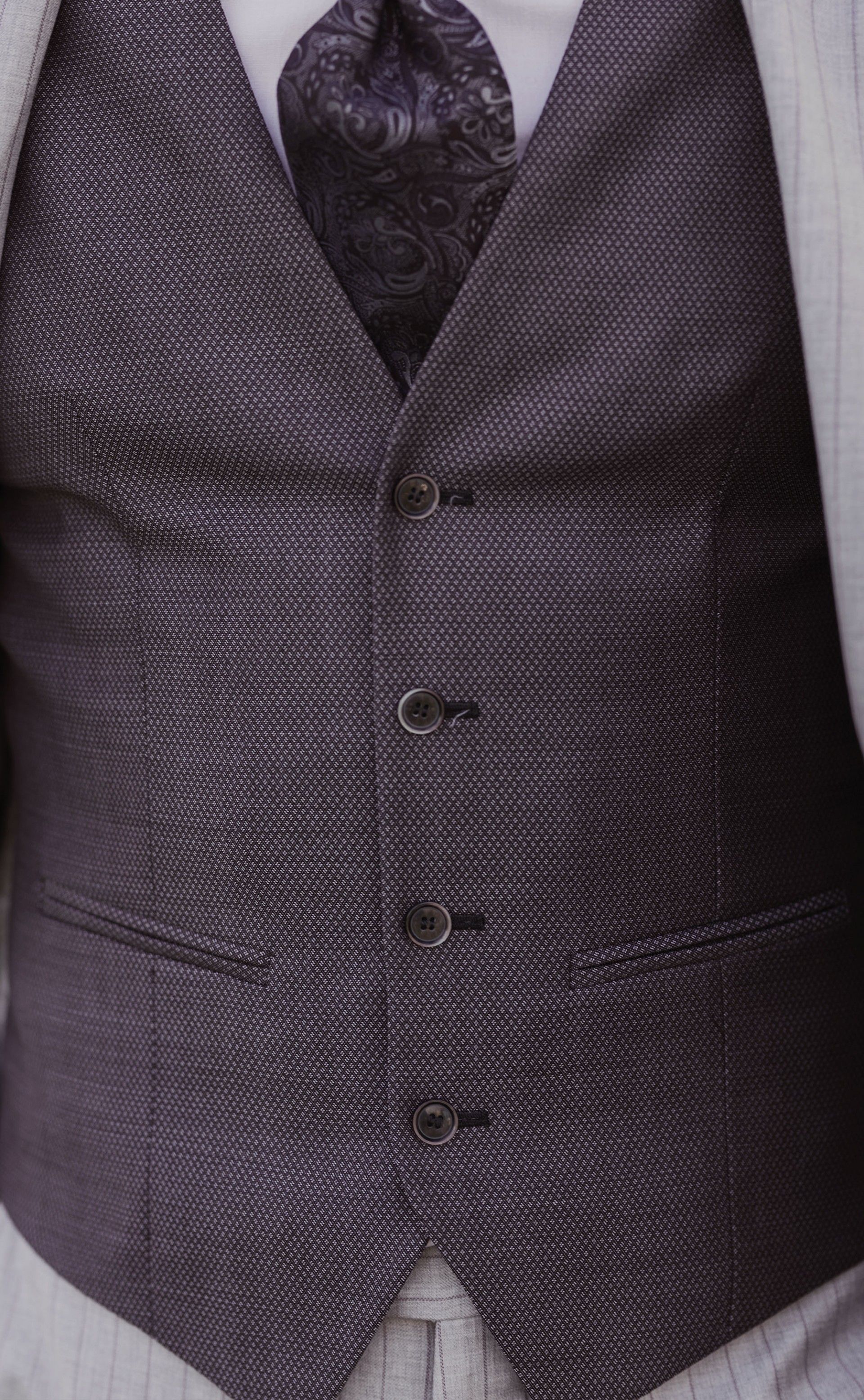Grey Wool Groom Suit with Stripe ? Reda Fabric 30.26.090B
