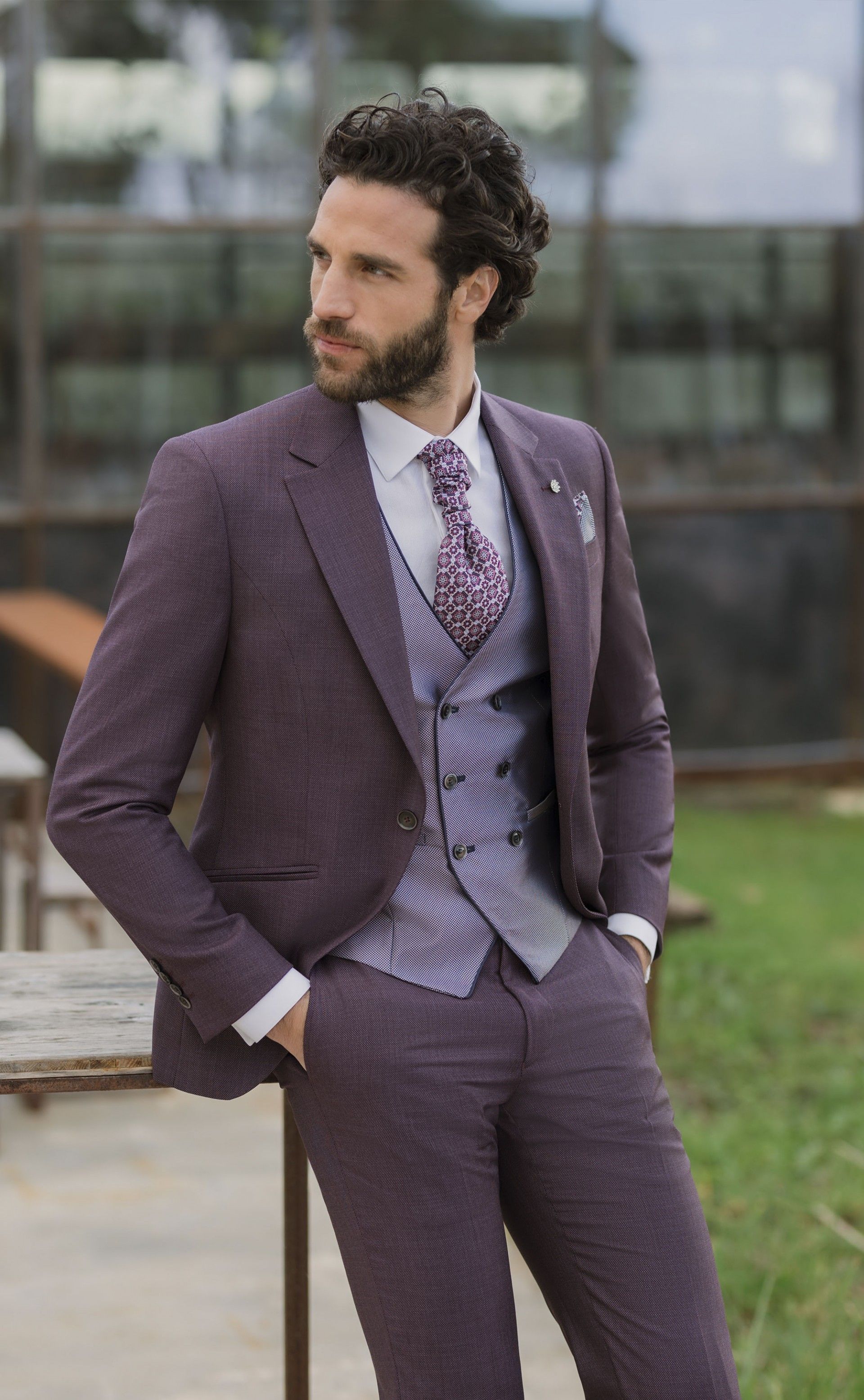 Costume de marié aubergine en laine à micro-motif ? Tissu Zignone 33.26.400