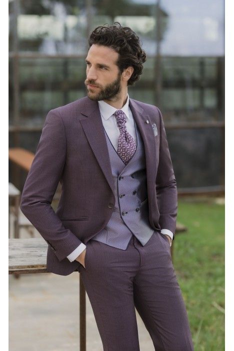 Aubergine Wool Groom Suit with Micro Pattern ? Zignone Fabric 33.26.400 Aubergine Wool Groom Suit with Micro Pattern ? Zignone Fabric 33.26.400