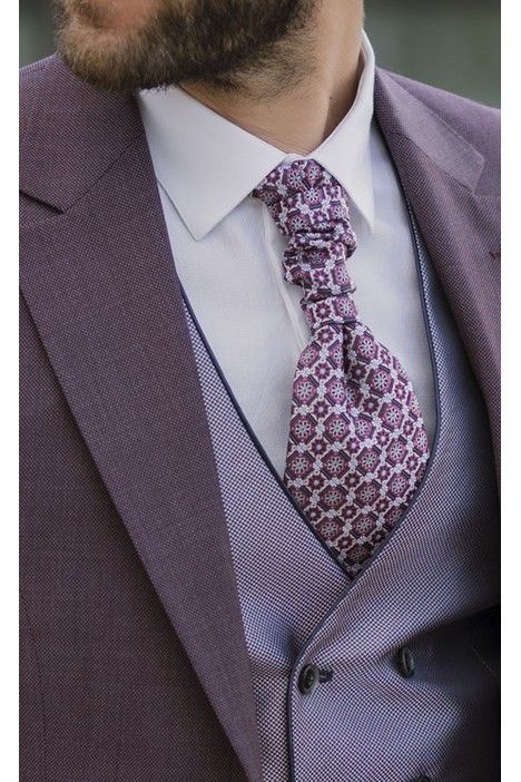 Aubergine Wool Groom Suit with Micro Pattern ? Zignone Fabric 33.26.400 Aubergine Wool Groom Suit with Micro Pattern ? Zignone Fabric 33.26.400