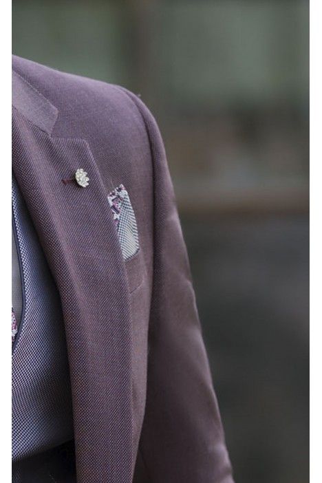 Aubergine Wool Groom Suit with Micro Pattern ? Zignone Fabric 33.26.400 Aubergine Wool Groom Suit with Micro Pattern ? Zignone Fabric 33.26.400