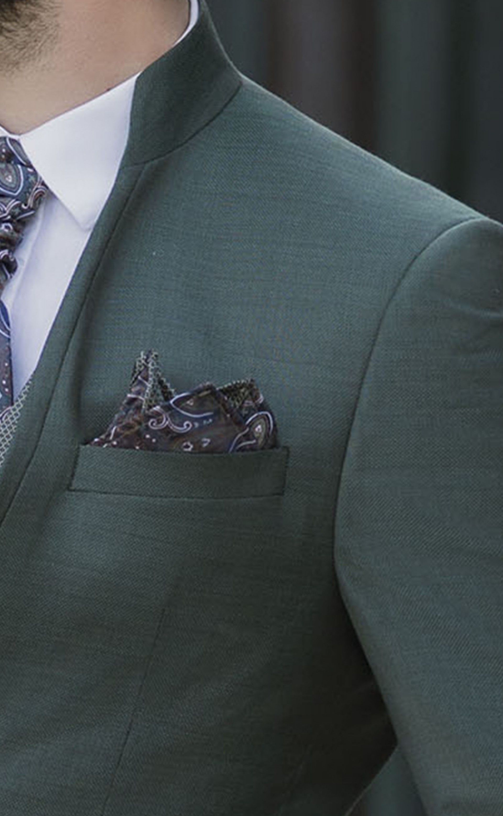 Green Wool Groom Suit with Micro Pattern ? Zignone Fabric 35.26.900