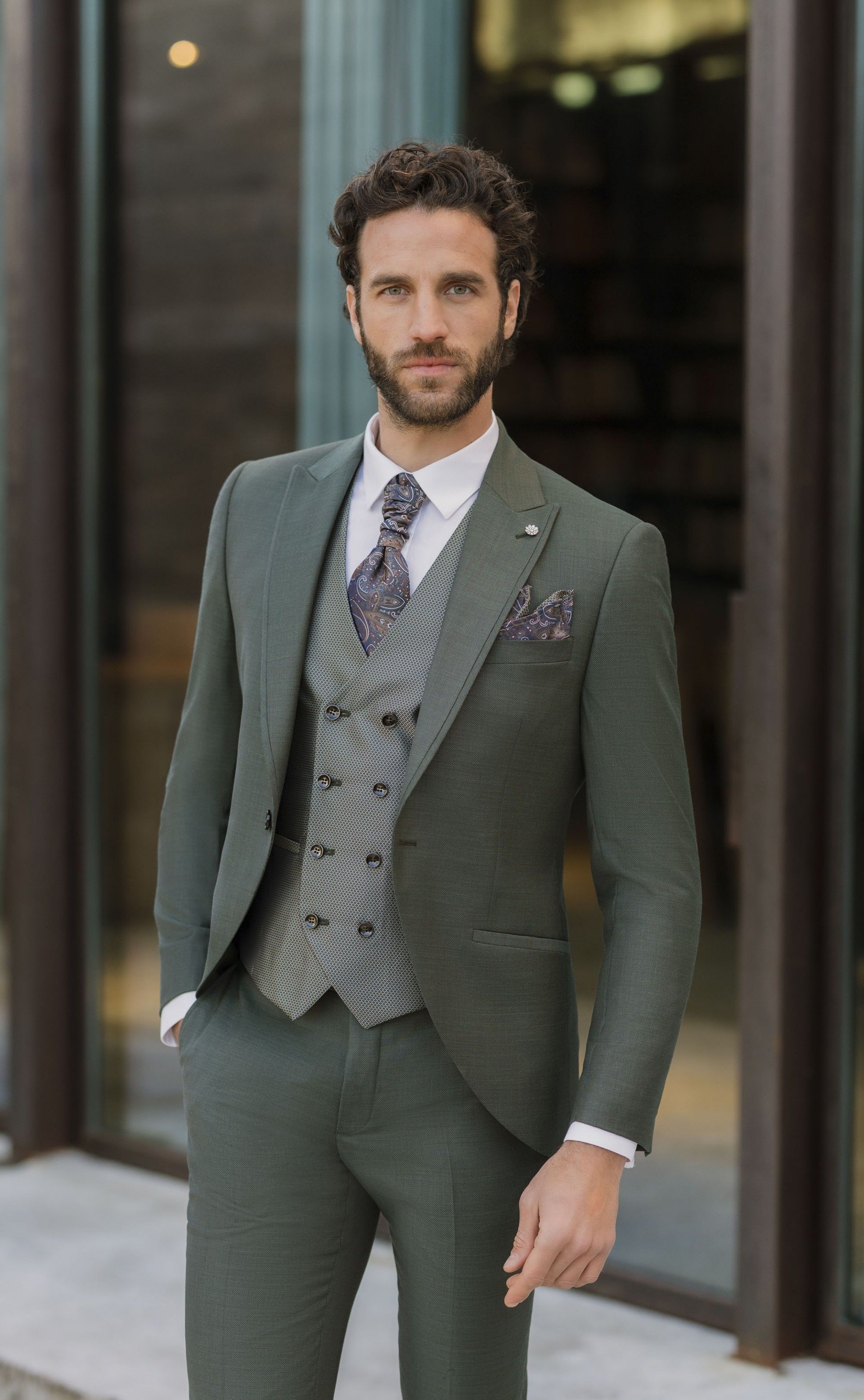 Green Wool Groom Suit with Micro Pattern ? Zignone Fabric 35.26.900A