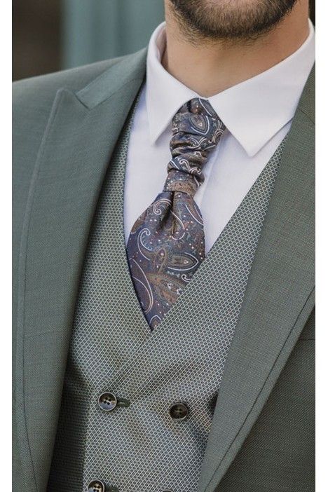Green Wool Groom Suit with Micro Pattern ? Zignone Fabric 35.26.900A