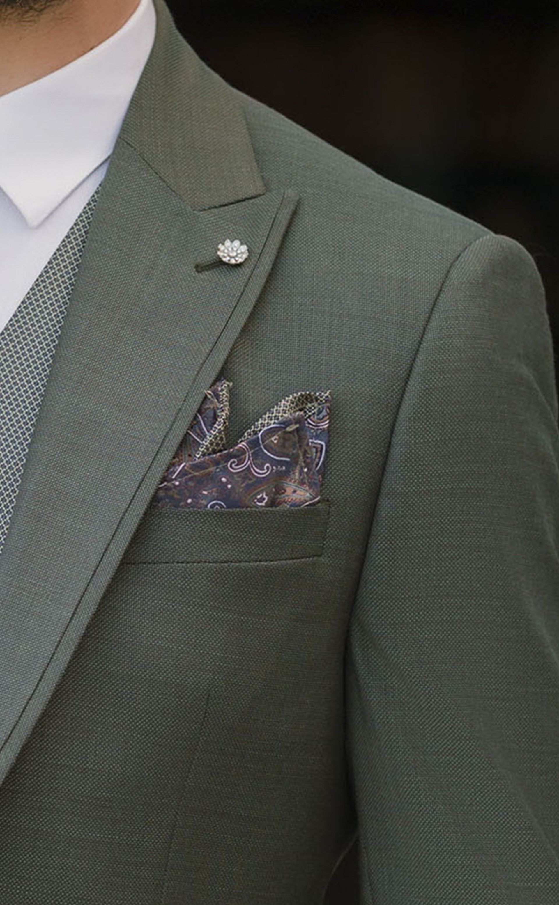 Green Wool Groom Suit with Micro Pattern ? Zignone Fabric 35.26.900A