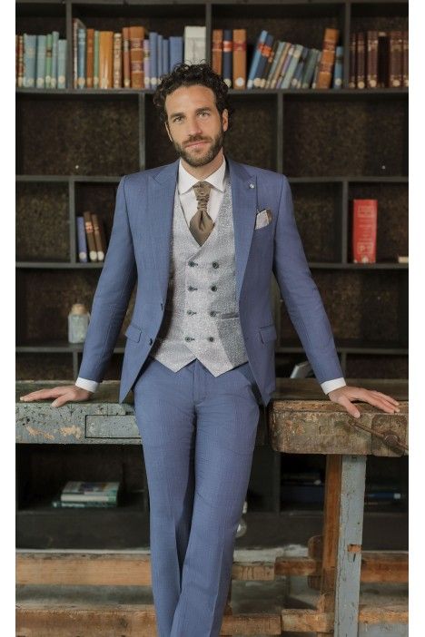 Traje de novio azul claro de lana con microdibujo ? Tejido Guabello 40.26.200