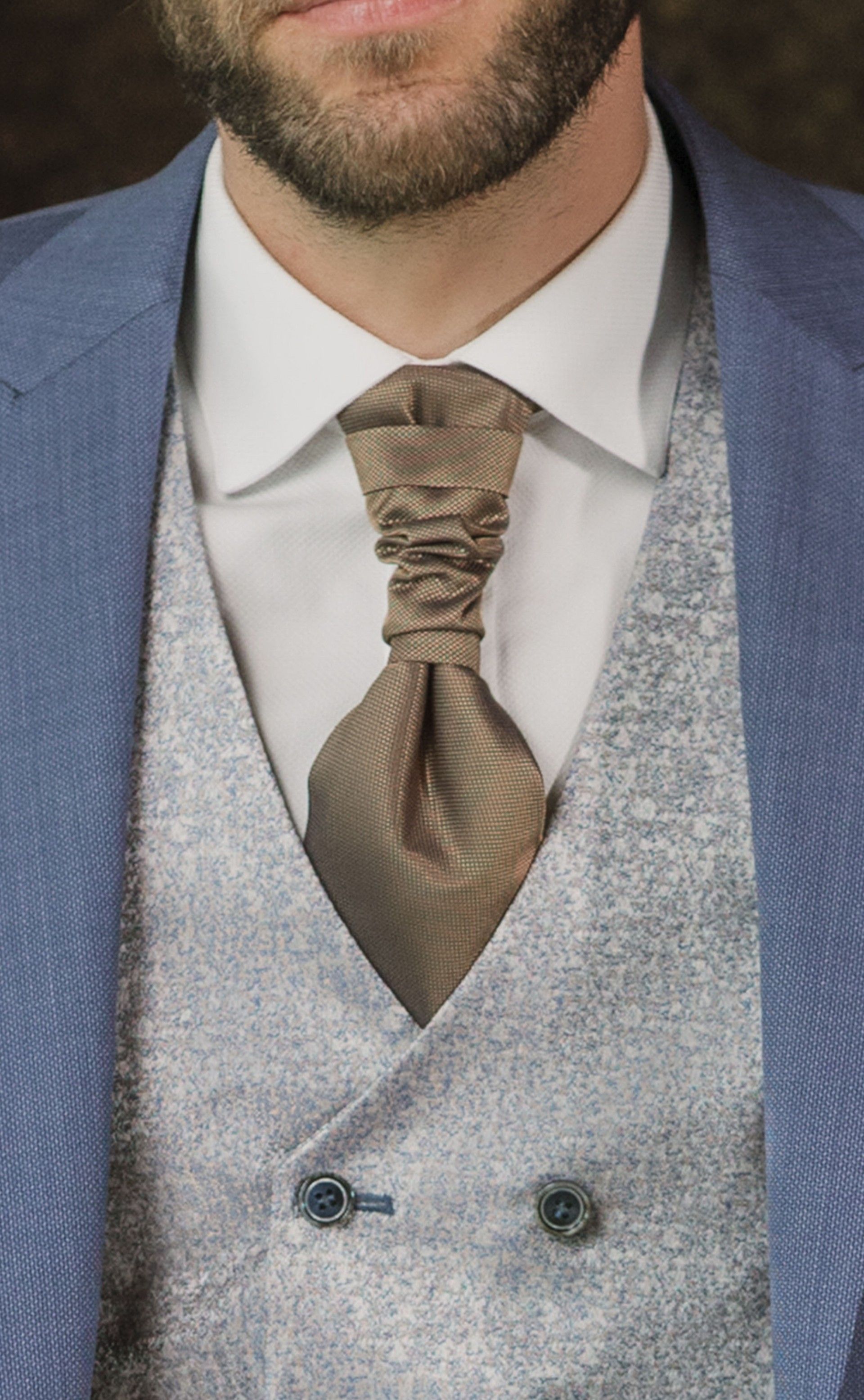 Traje de novio azul claro de lana con microdibujo ? Tejido Guabello 40.26.200