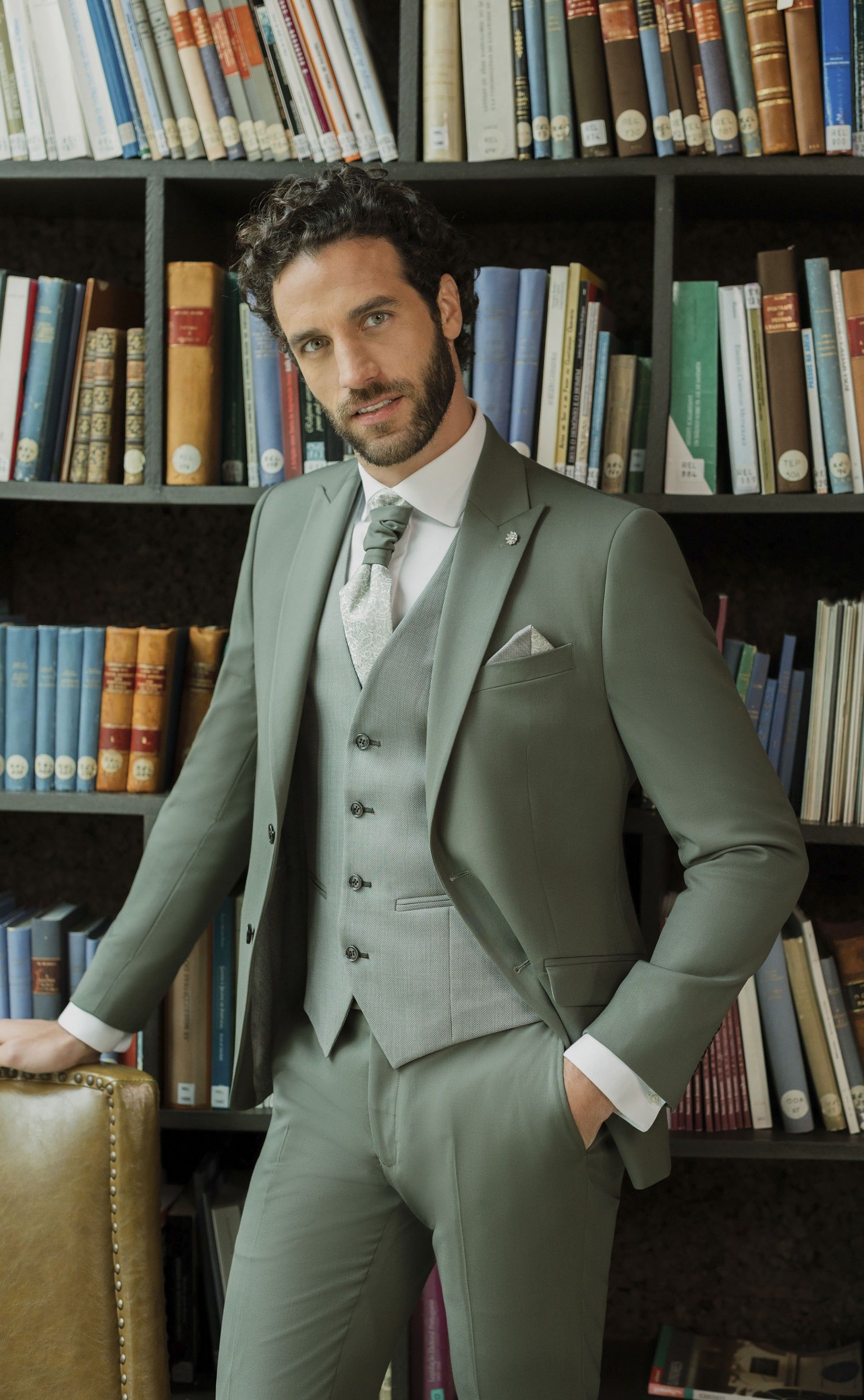 Traje de novio verde de lana ? Tejido Zignone 44.26.800