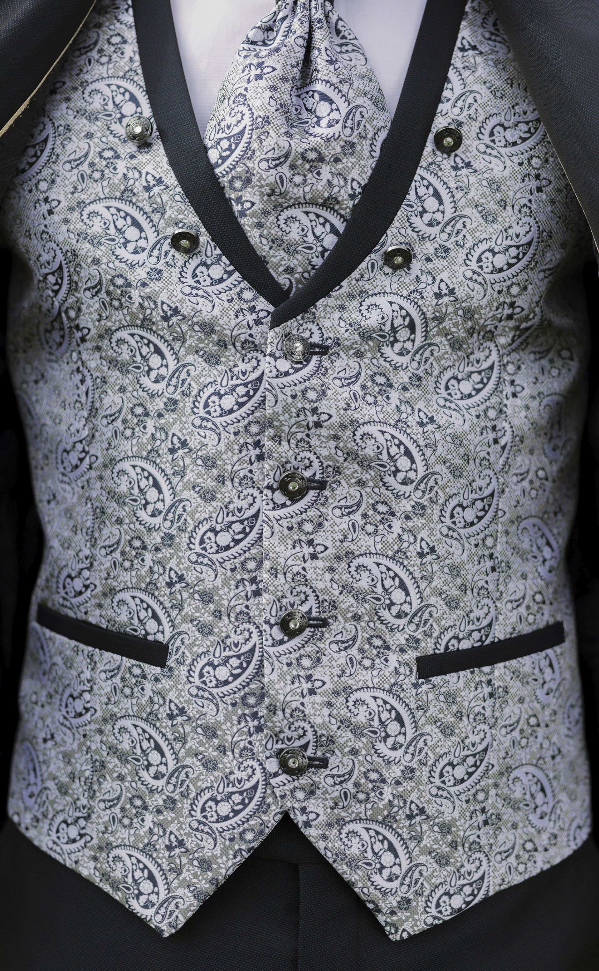 Traje de novio azul oscuro 51.26.303