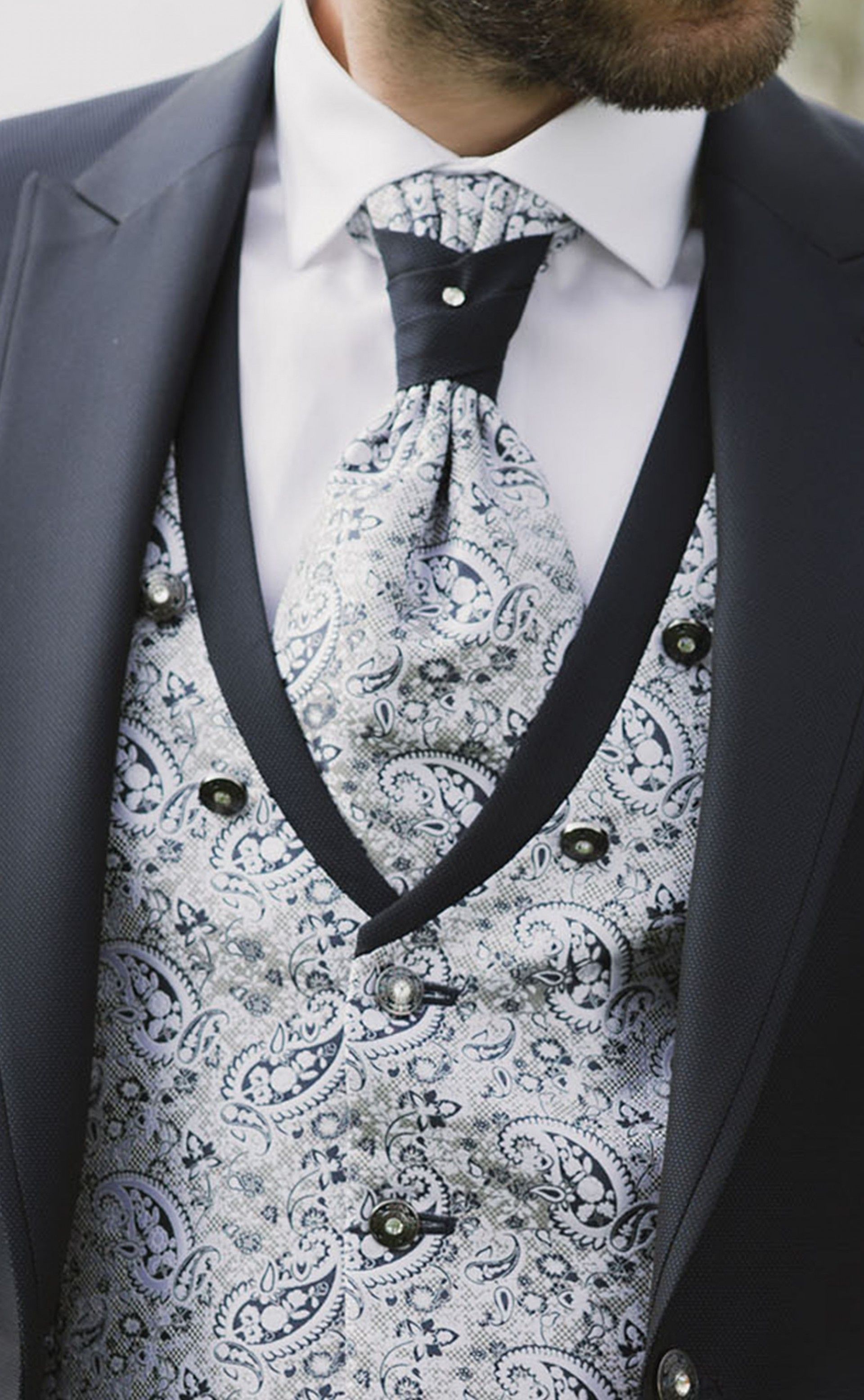 Traje de novio azul oscuro 51.26.303