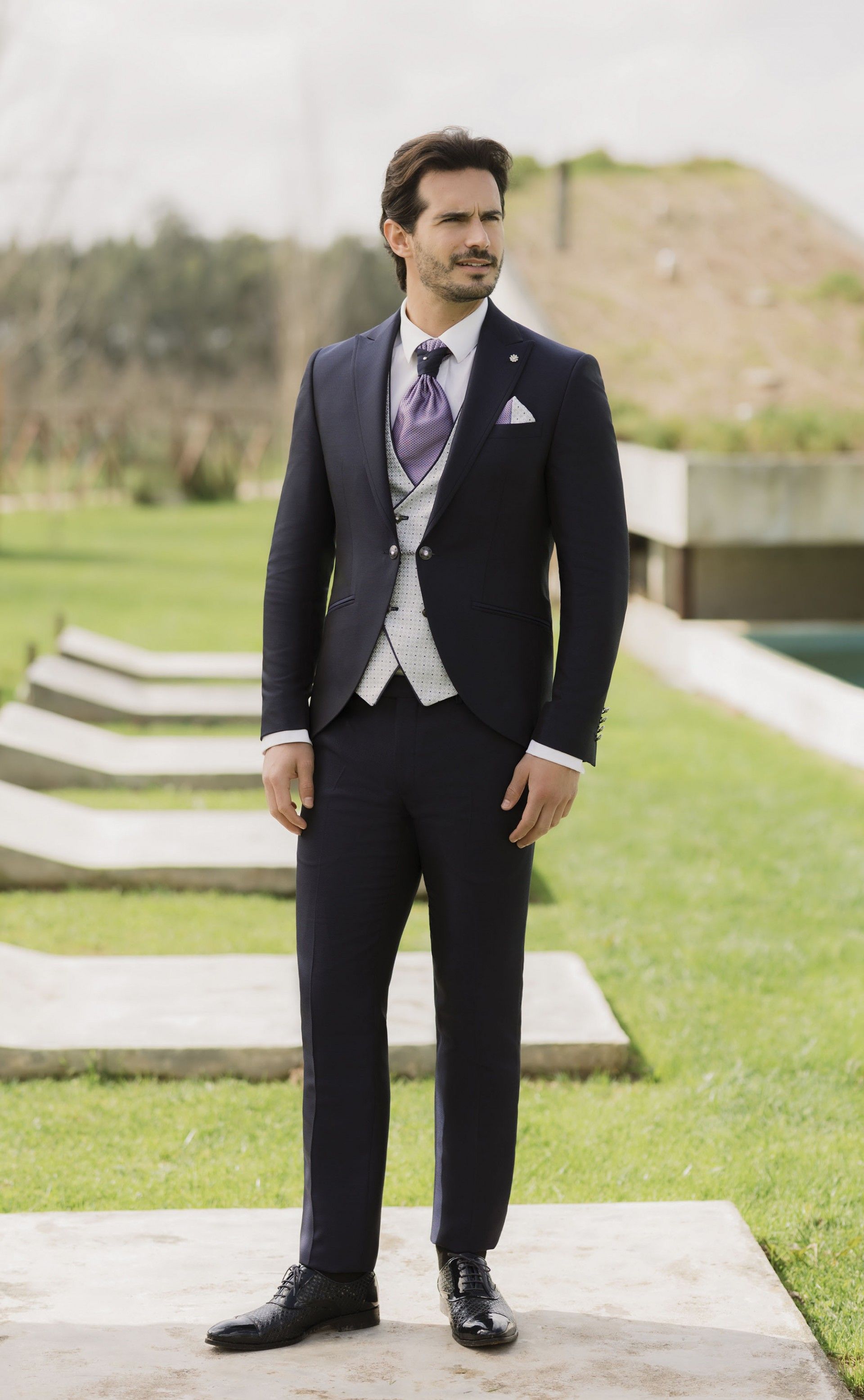 Traje de novio azul con microdibujo 63.26.311