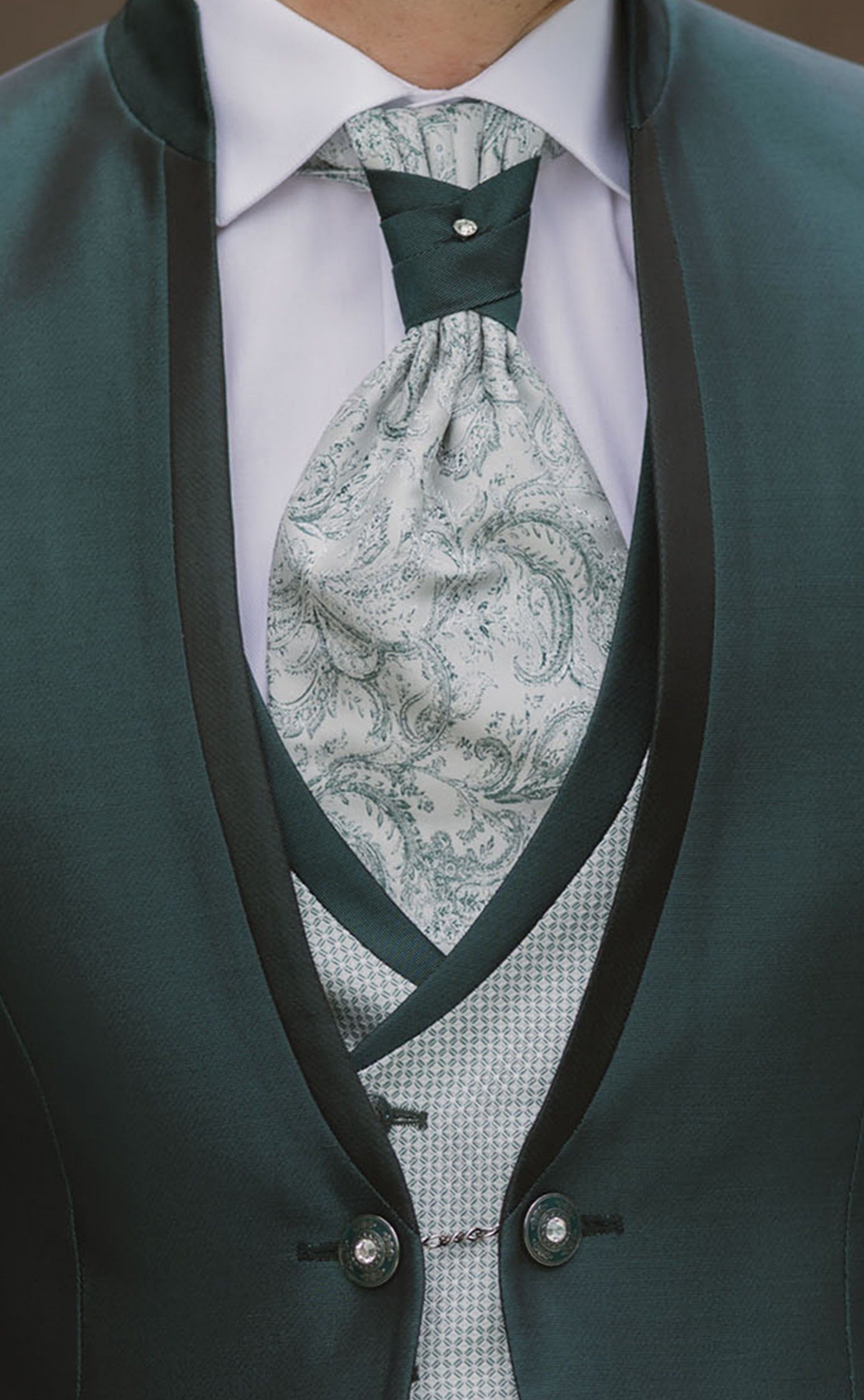 Green Groom Suit 70.26.902