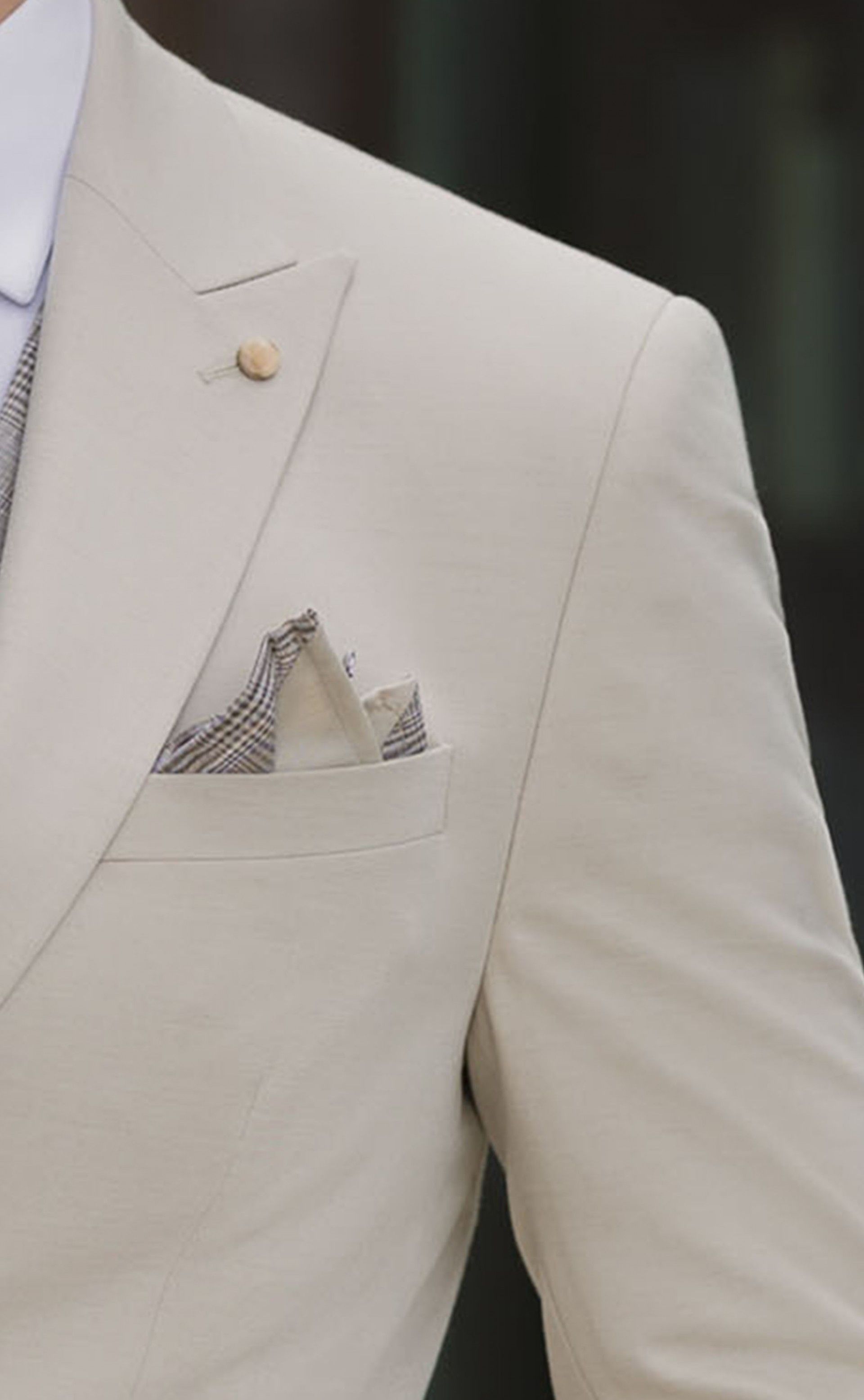 Beigefarbener Bräutigamanzug 74.26.690