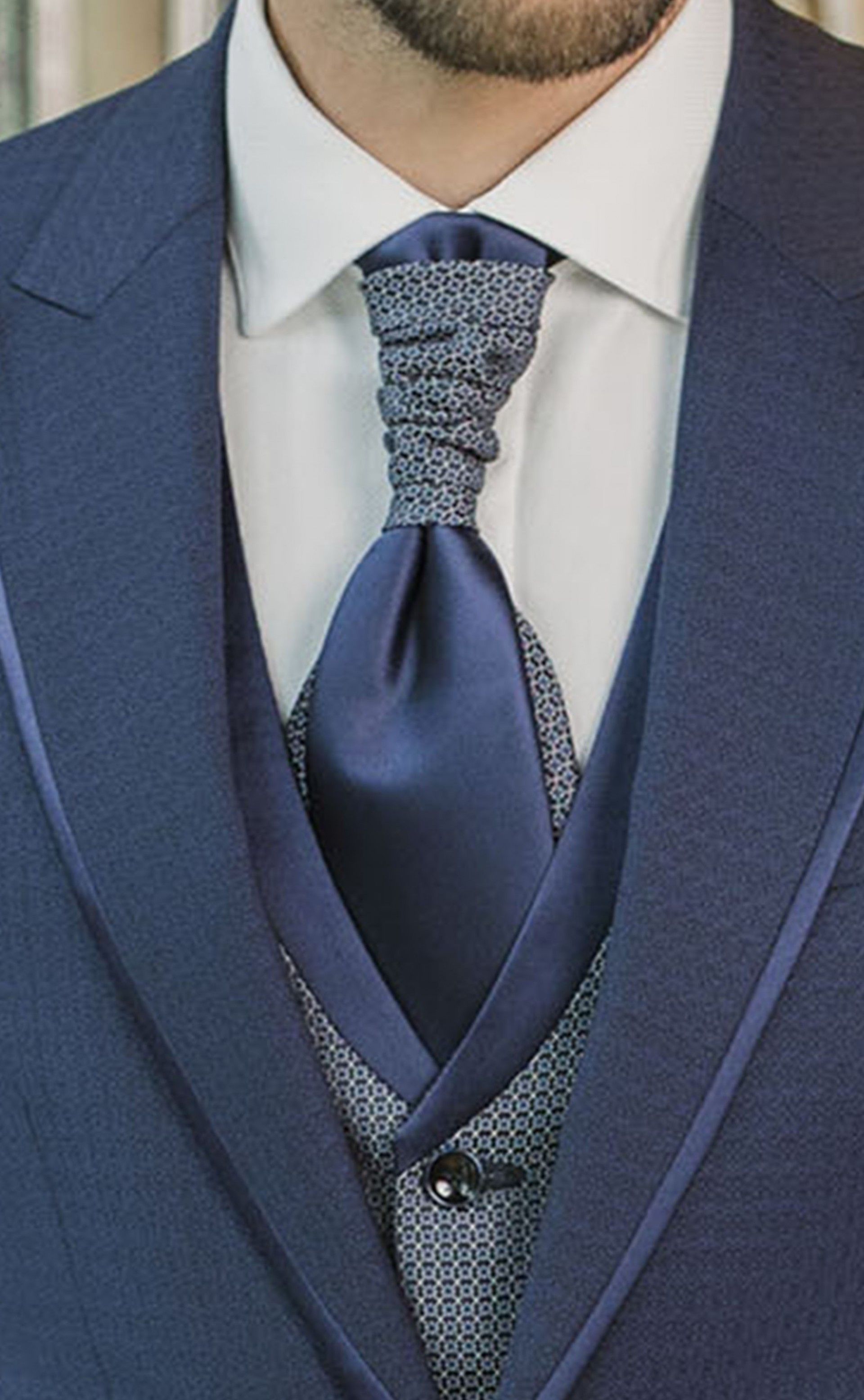 Traje de novio azul de lana con microdibujo ? Tejido Zignone 108.26.311