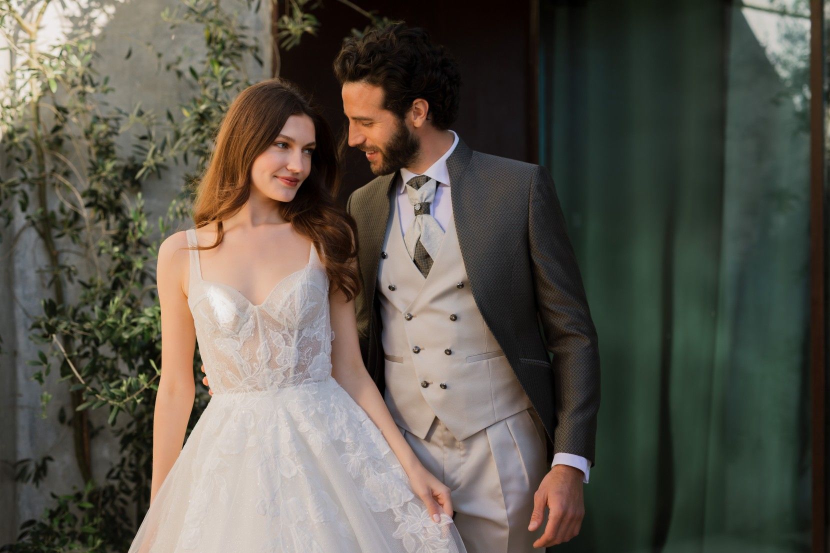 Be Iconic: Por Qué los Novios Más Memorables Nunca Se Esfuerzan Demasiado Be Iconic: Por Qué los Novios Más Memorables Nunca Se Esfuerzan Demasiado
